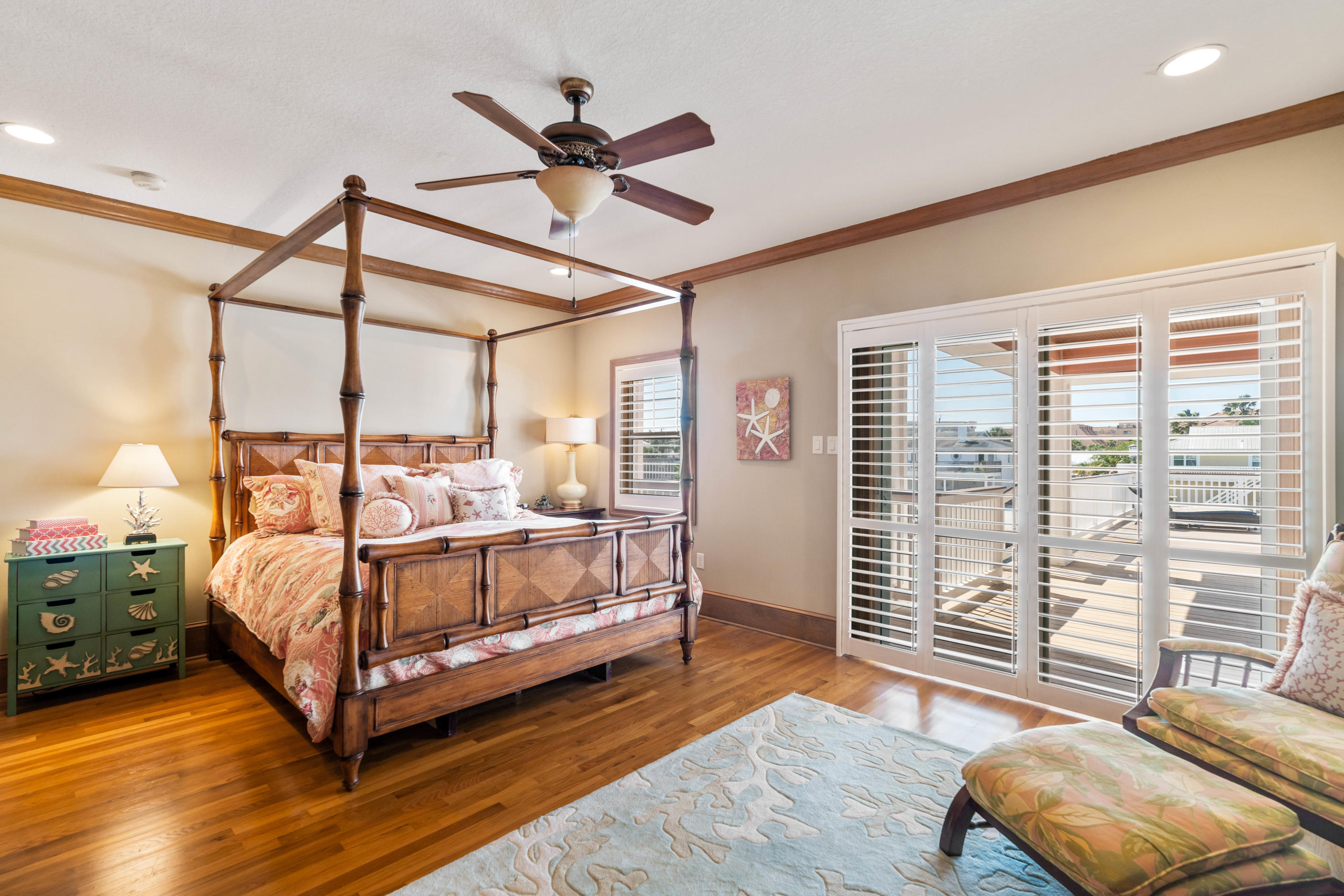 HOLIDAY ISLE - Residential