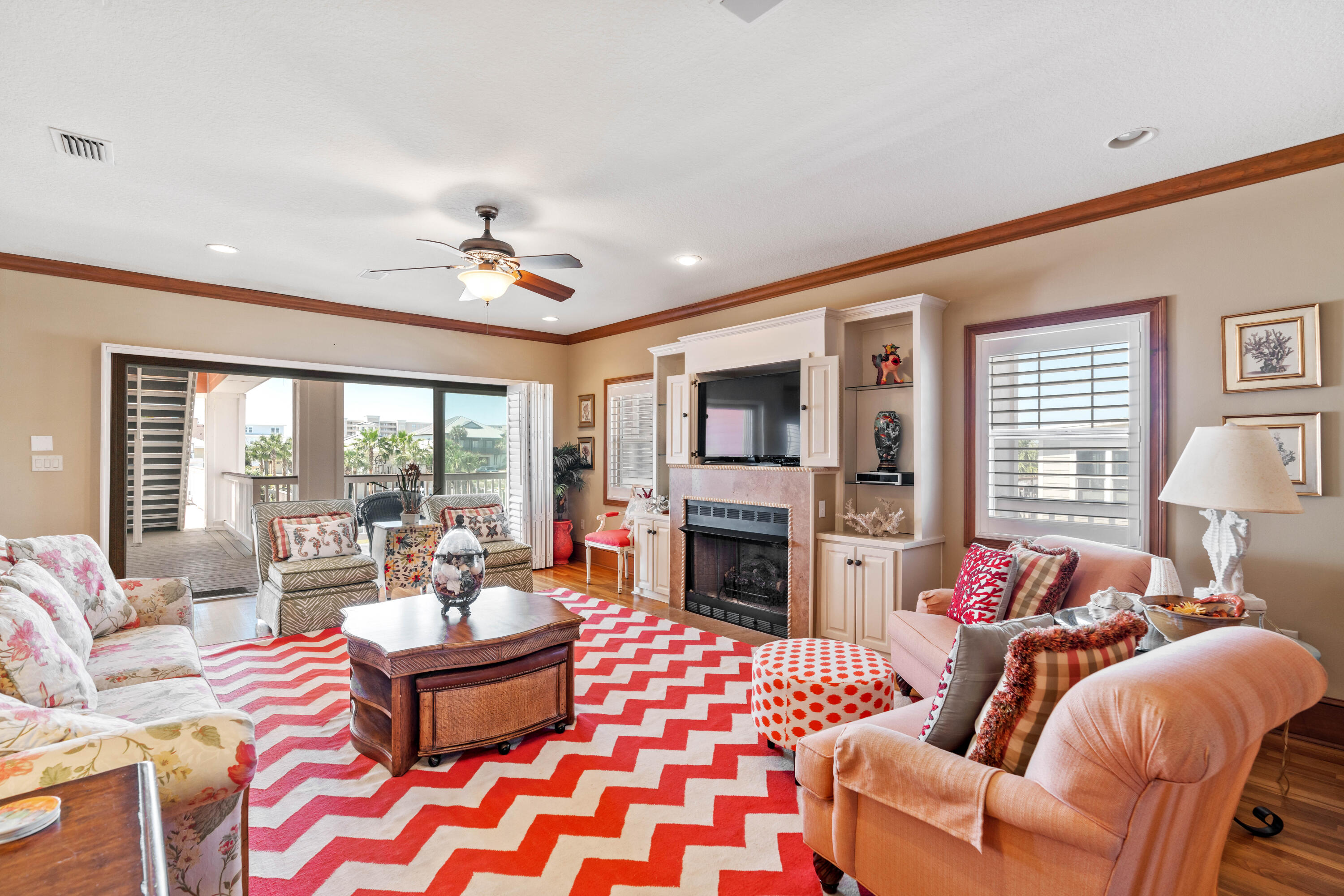 HOLIDAY ISLE - Residential