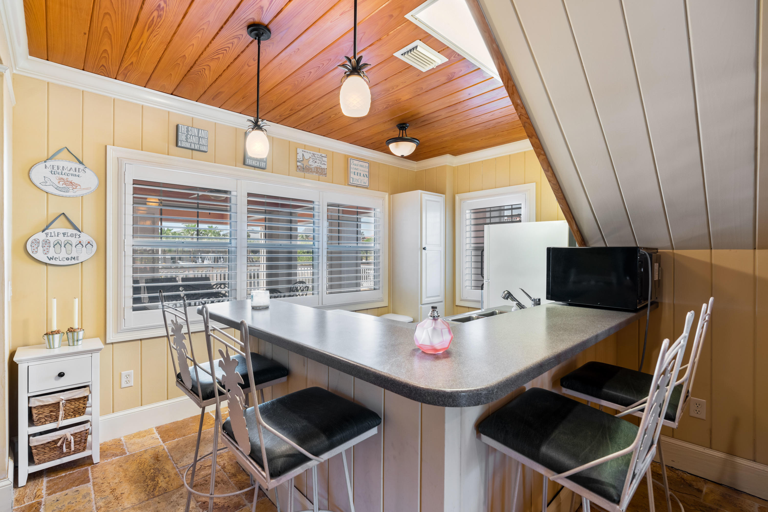 HOLIDAY ISLE - Residential