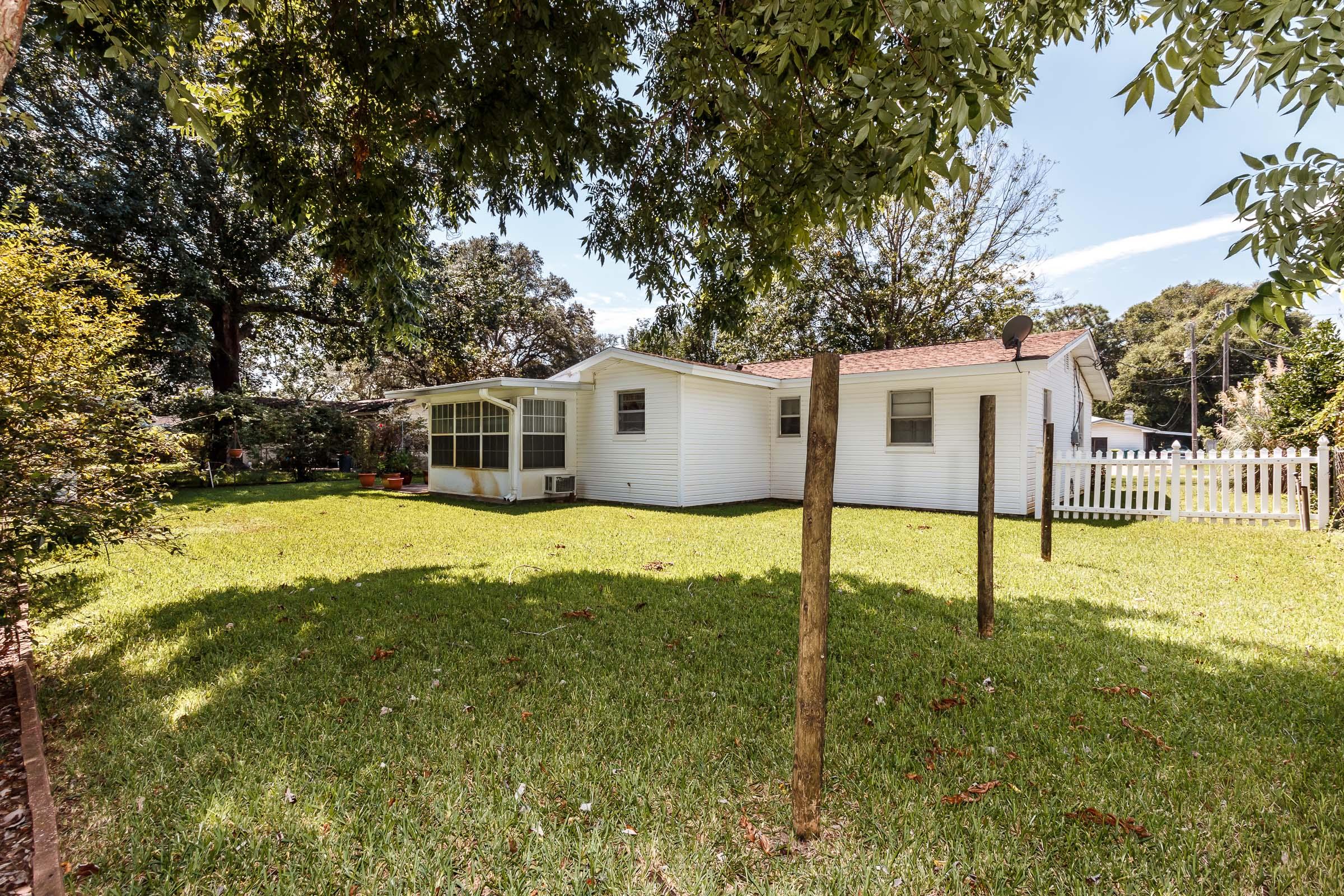 HOWARD S/D - Residential