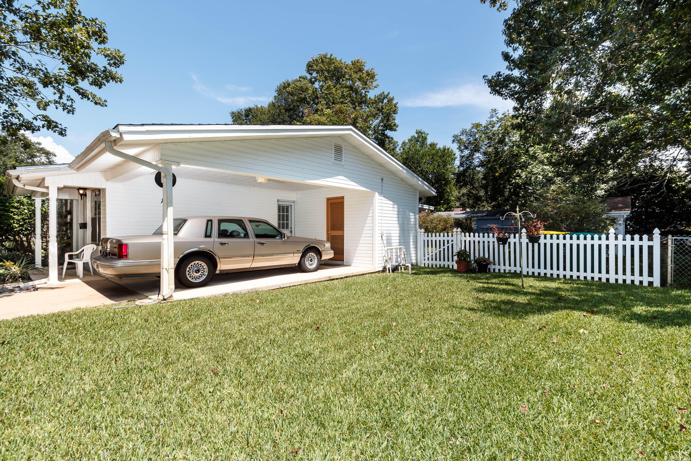 HOWARD S/D - Residential