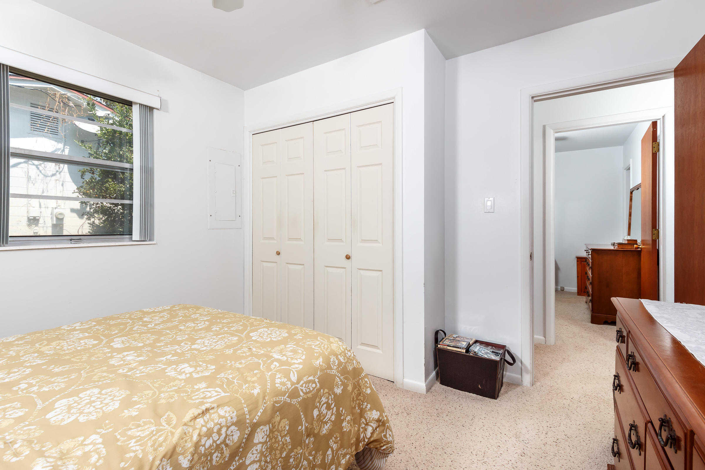 HOWARD S/D - Residential