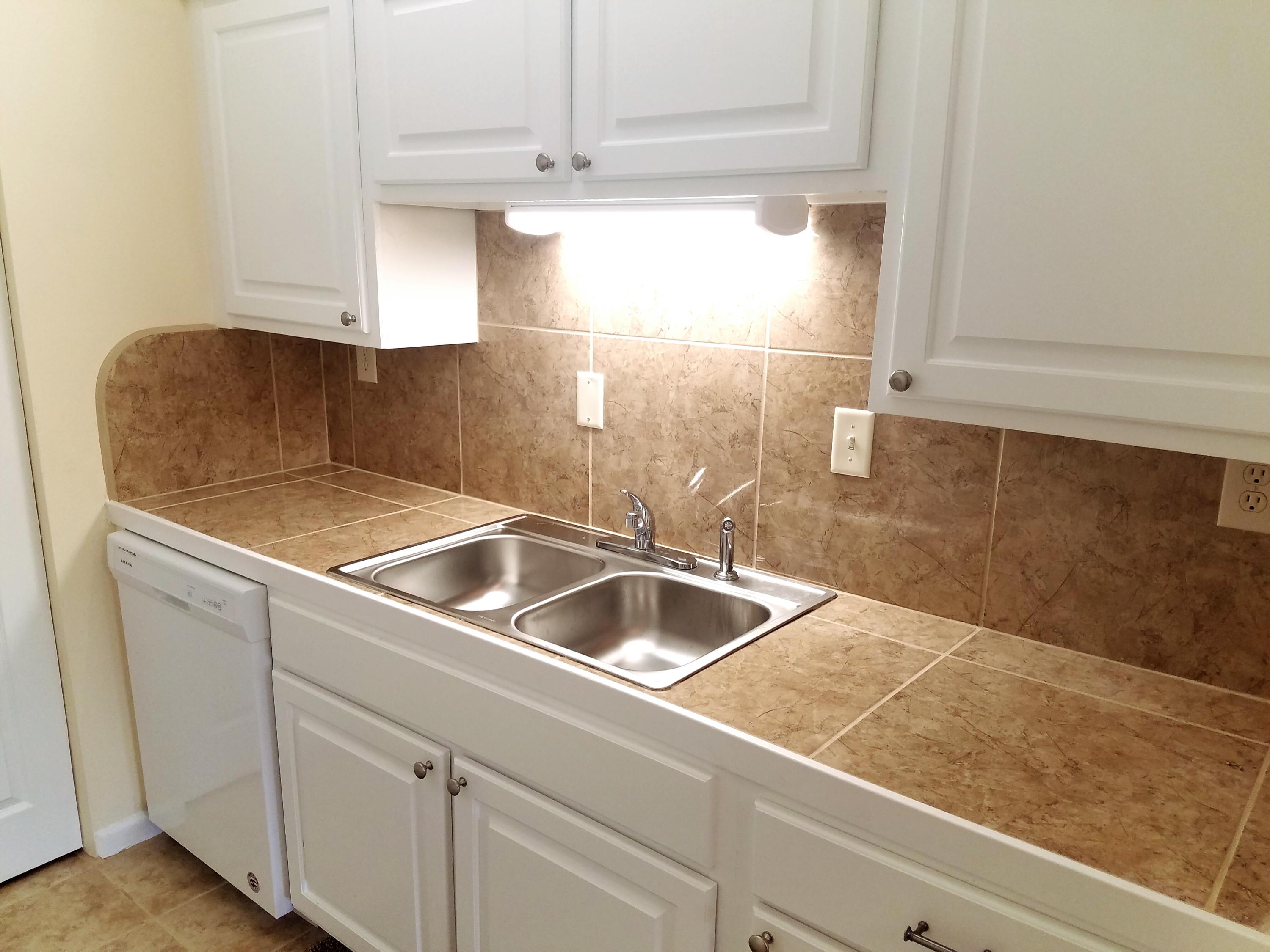 CEDARS CONDO - Residential