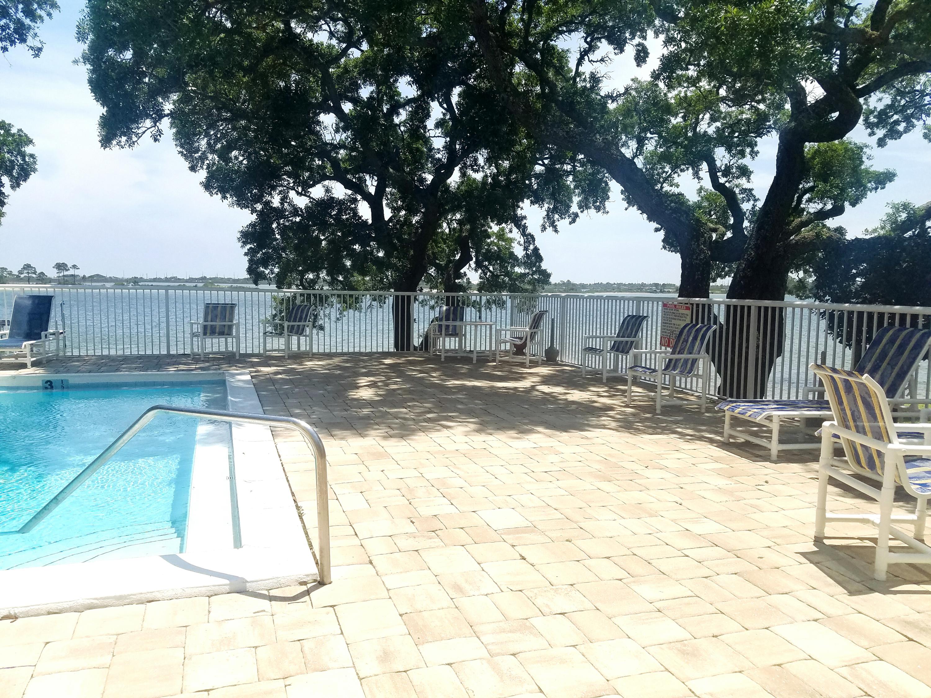 CEDARS CONDO - Residential