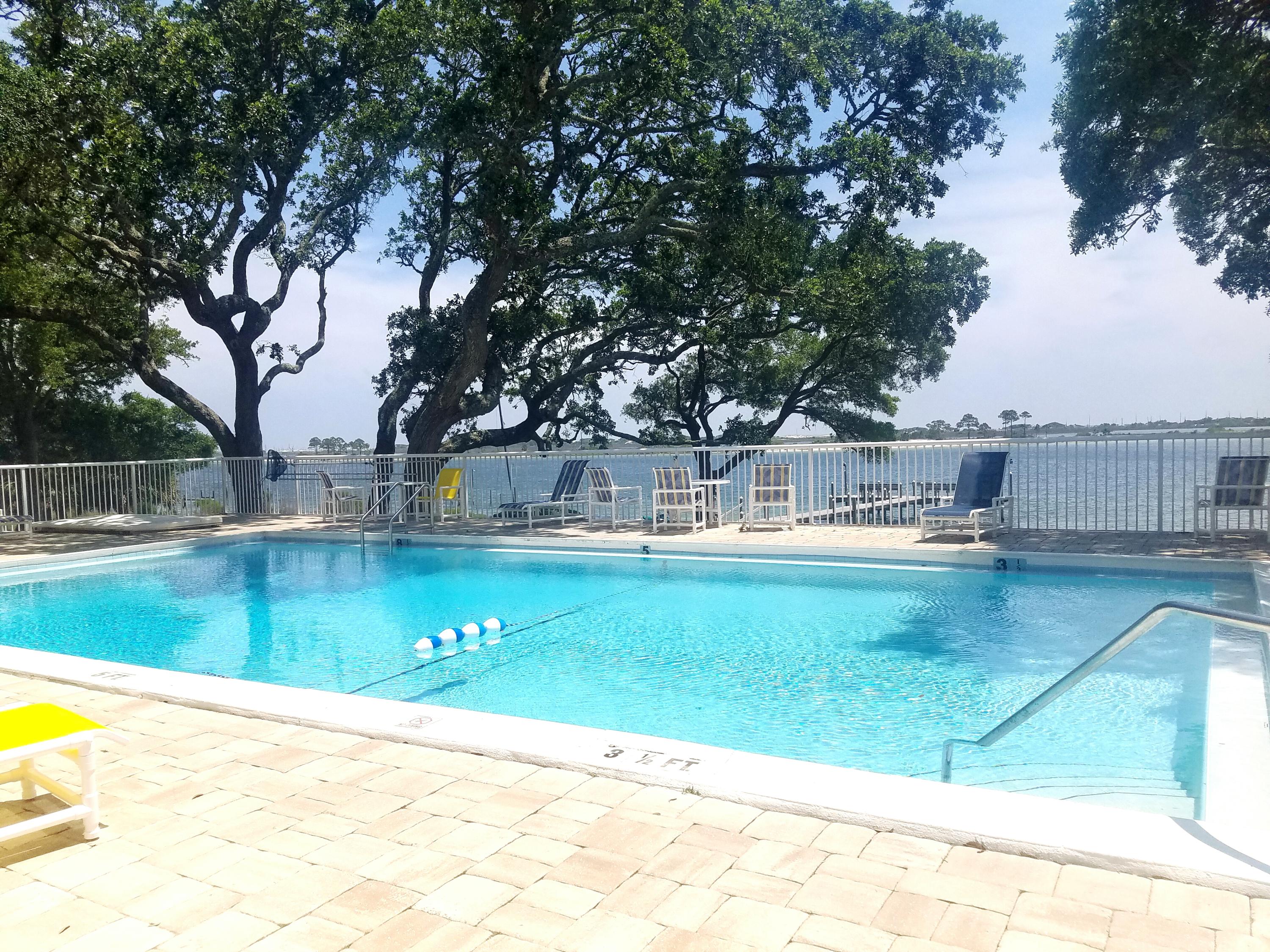 CEDARS CONDO - Residential