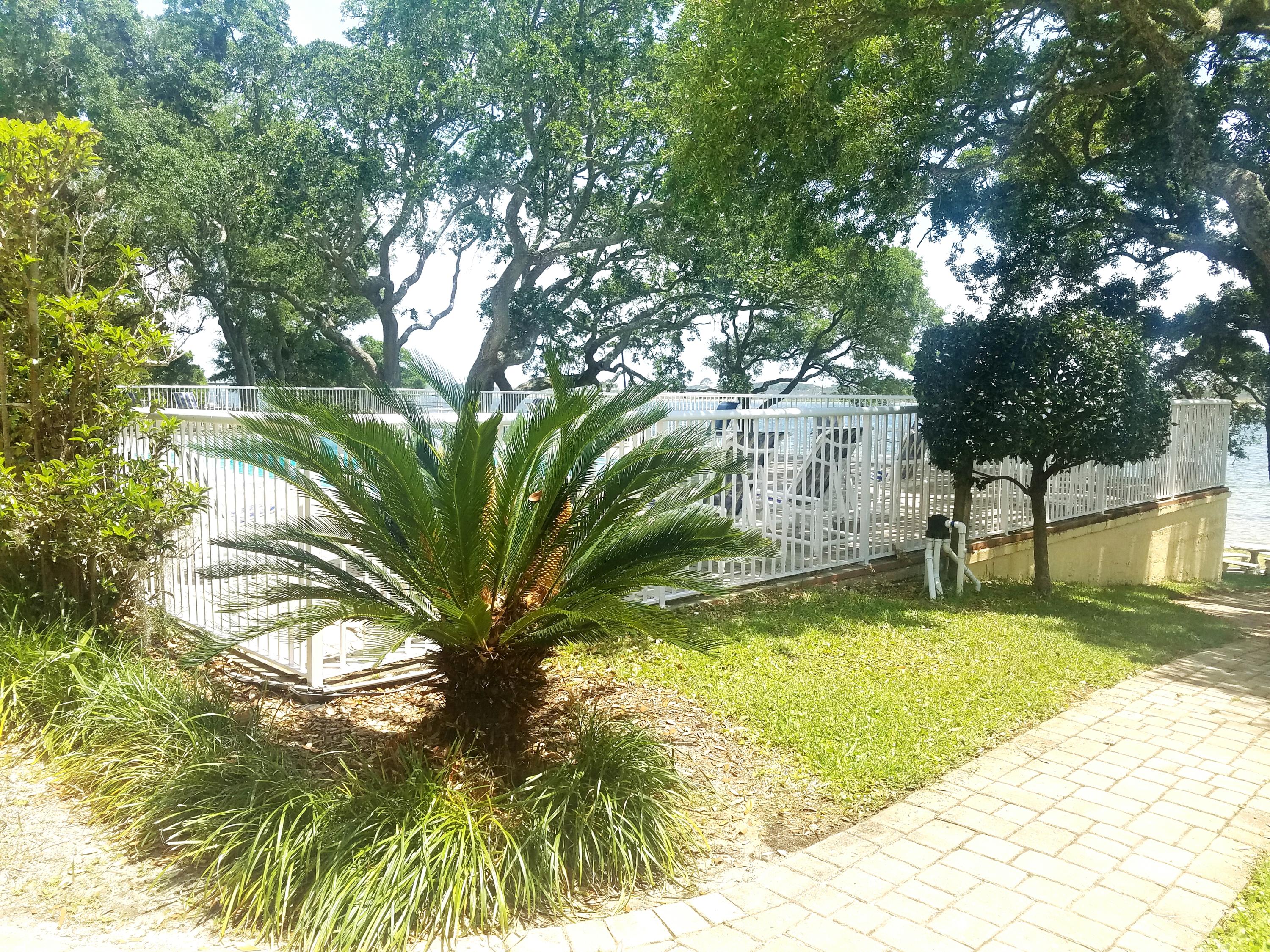 CEDARS CONDO - Residential