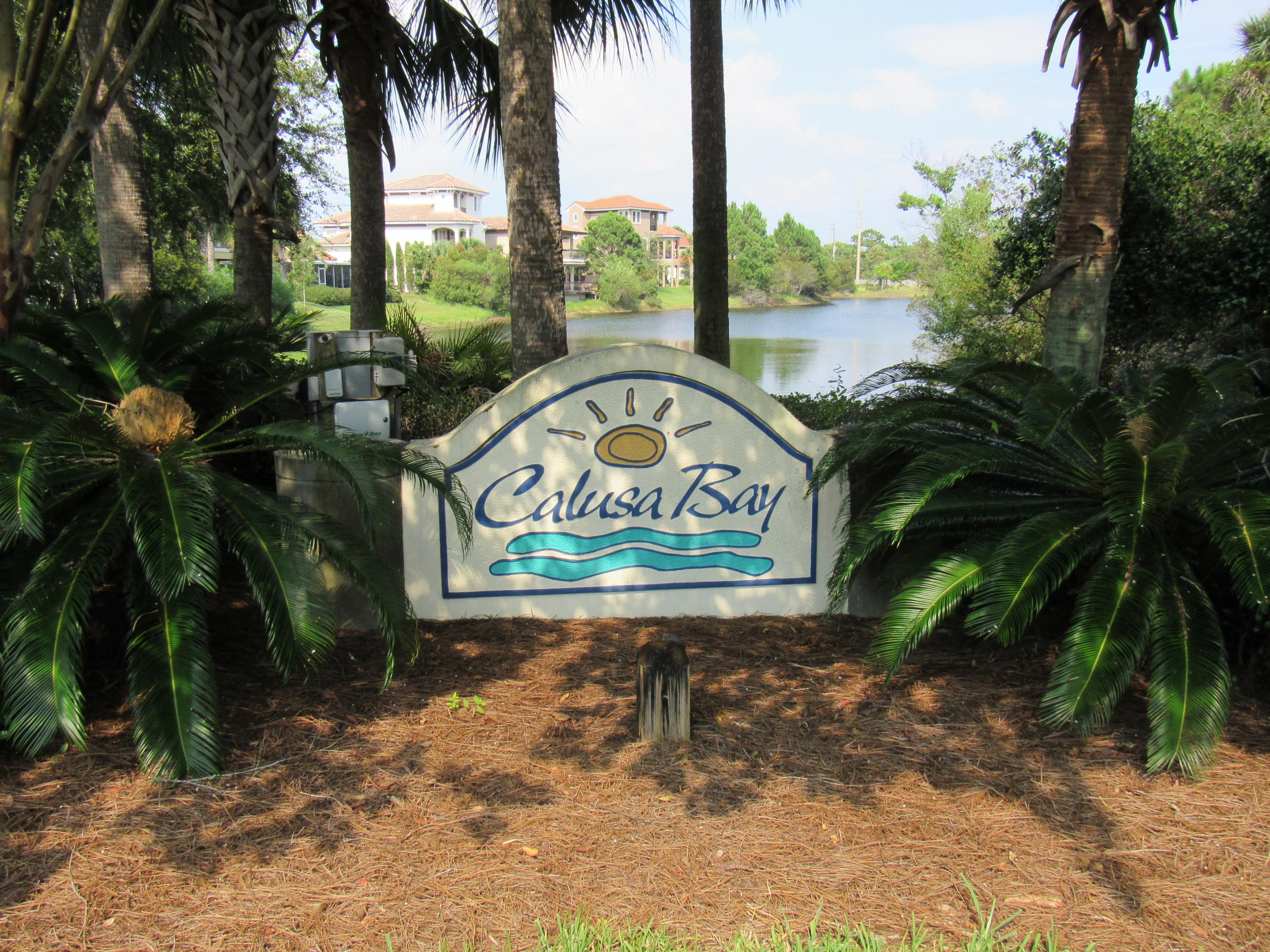 CALUSA BAY S/D - Land