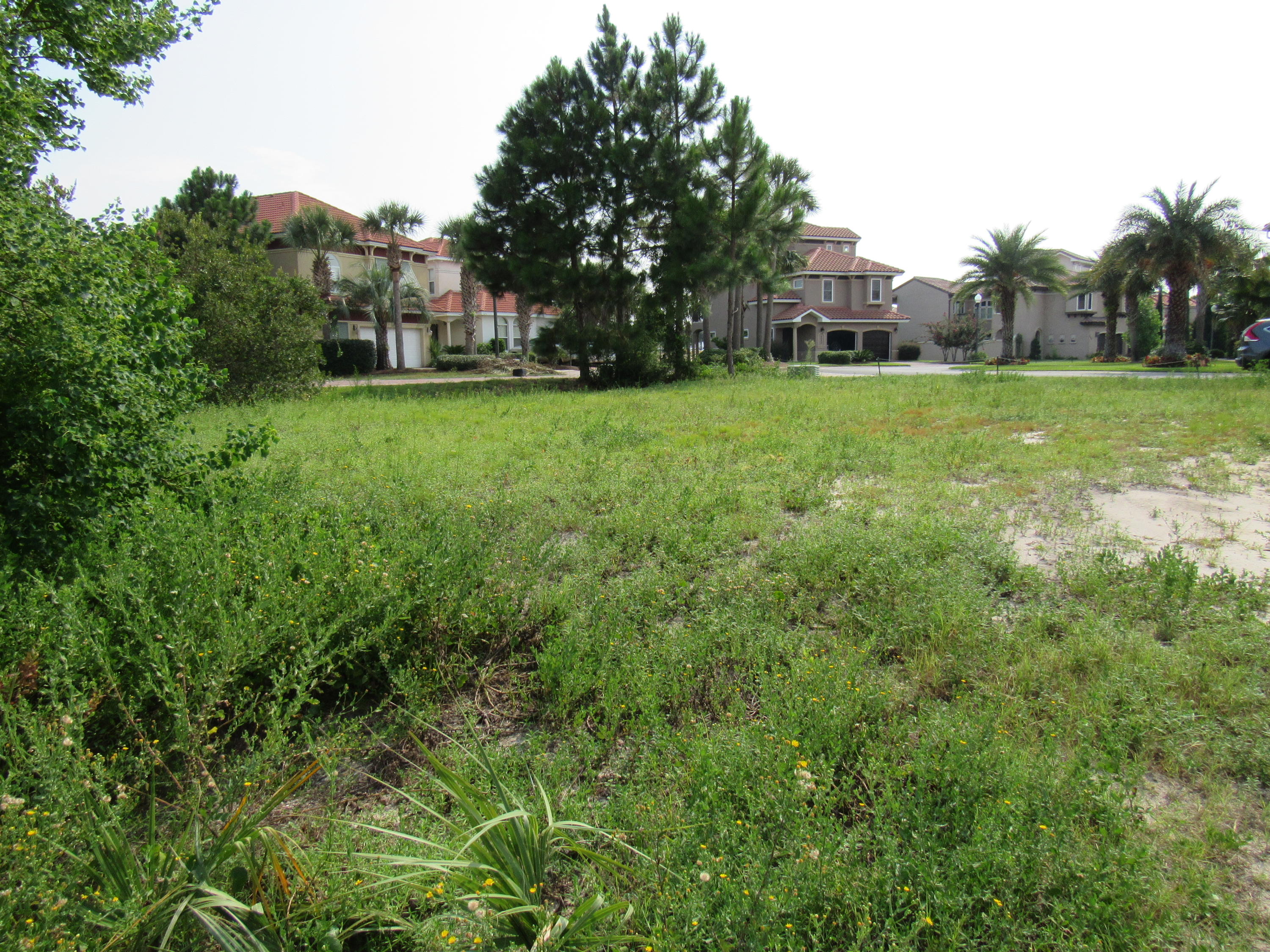 CALUSA BAY S/D - Land