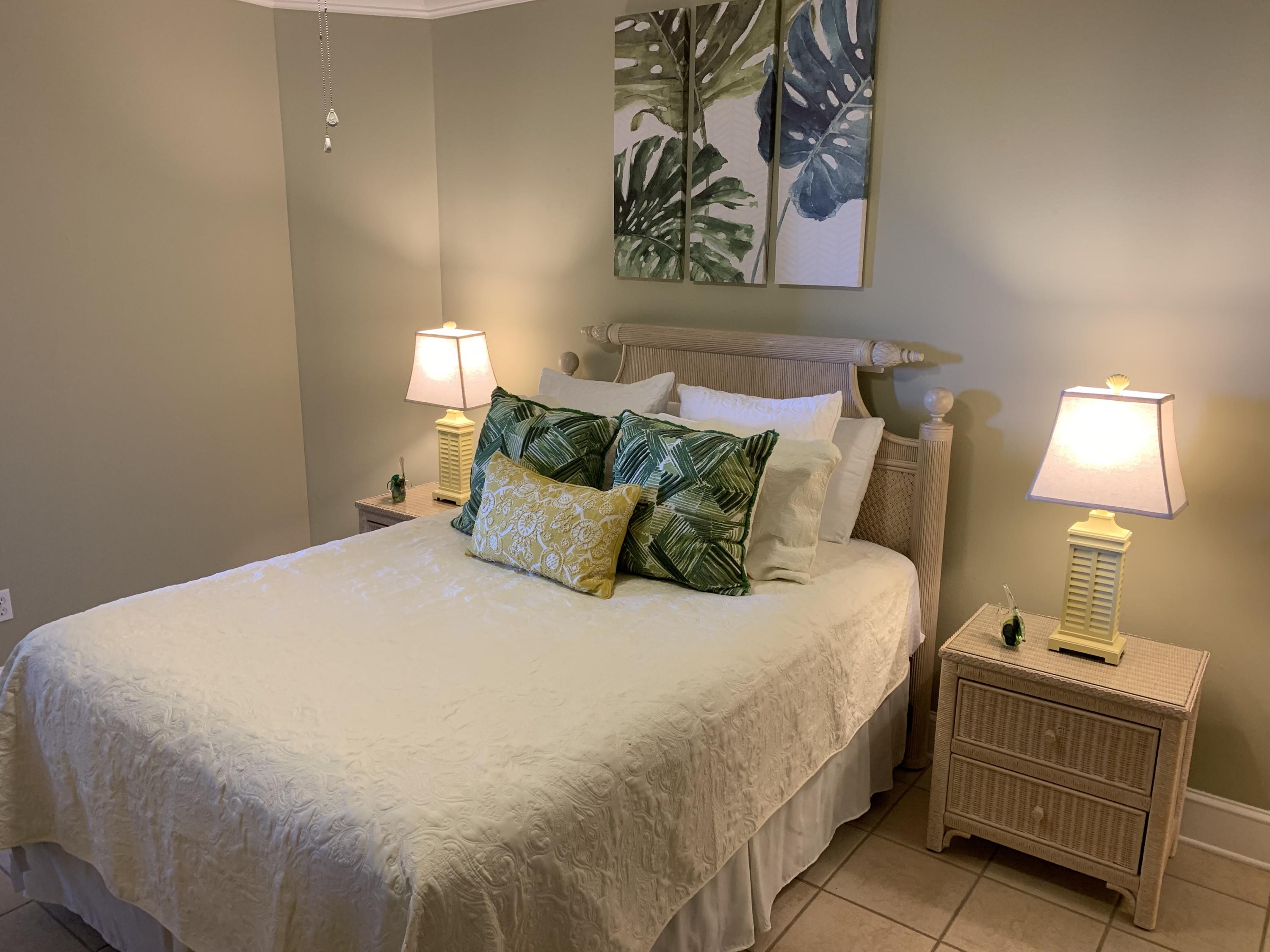 CRYSTAL DUNES CONDO - Residential