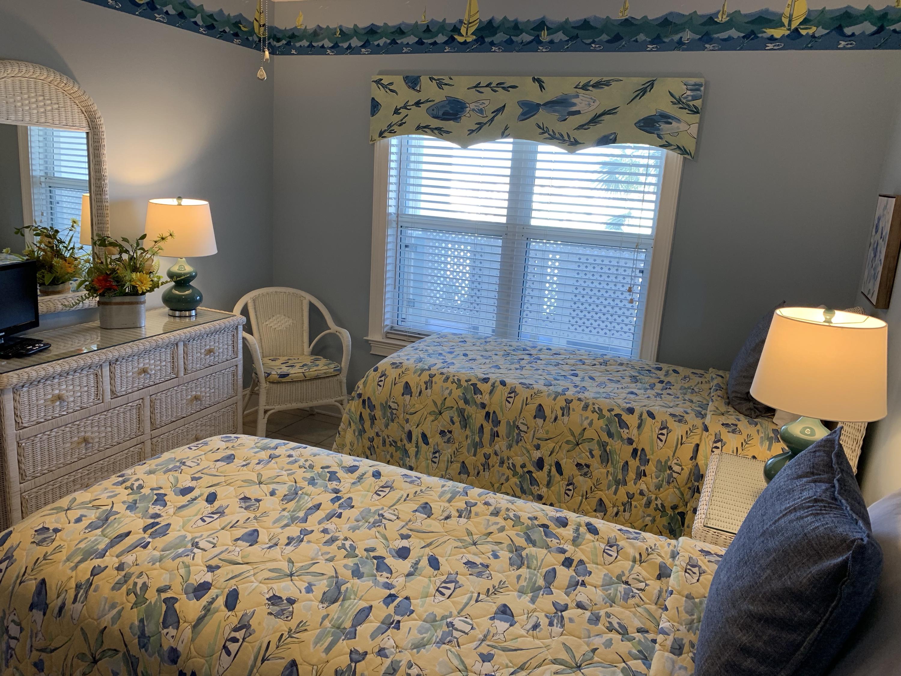 CRYSTAL DUNES CONDO - Residential