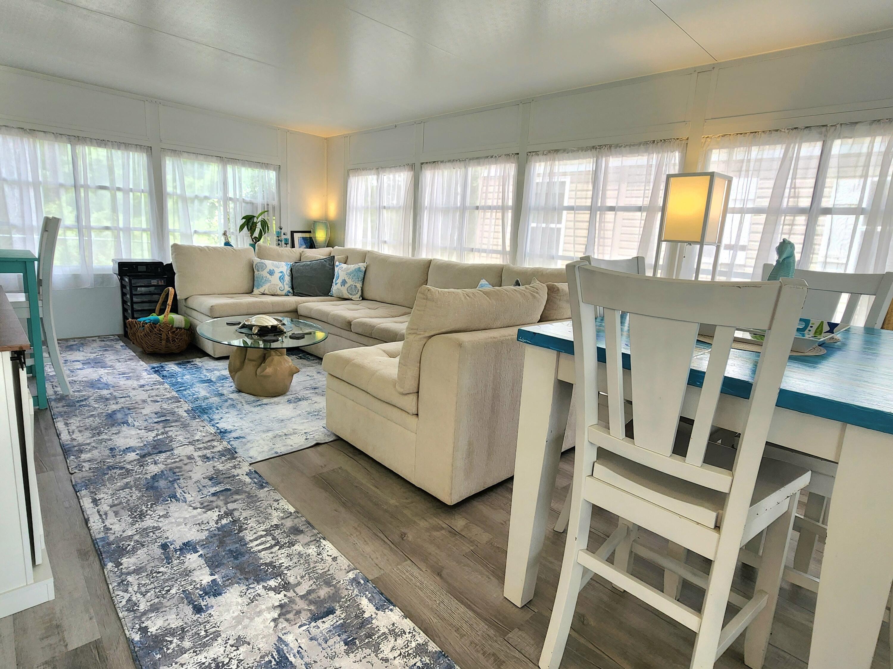 Emerald Pointe Resort - Residential