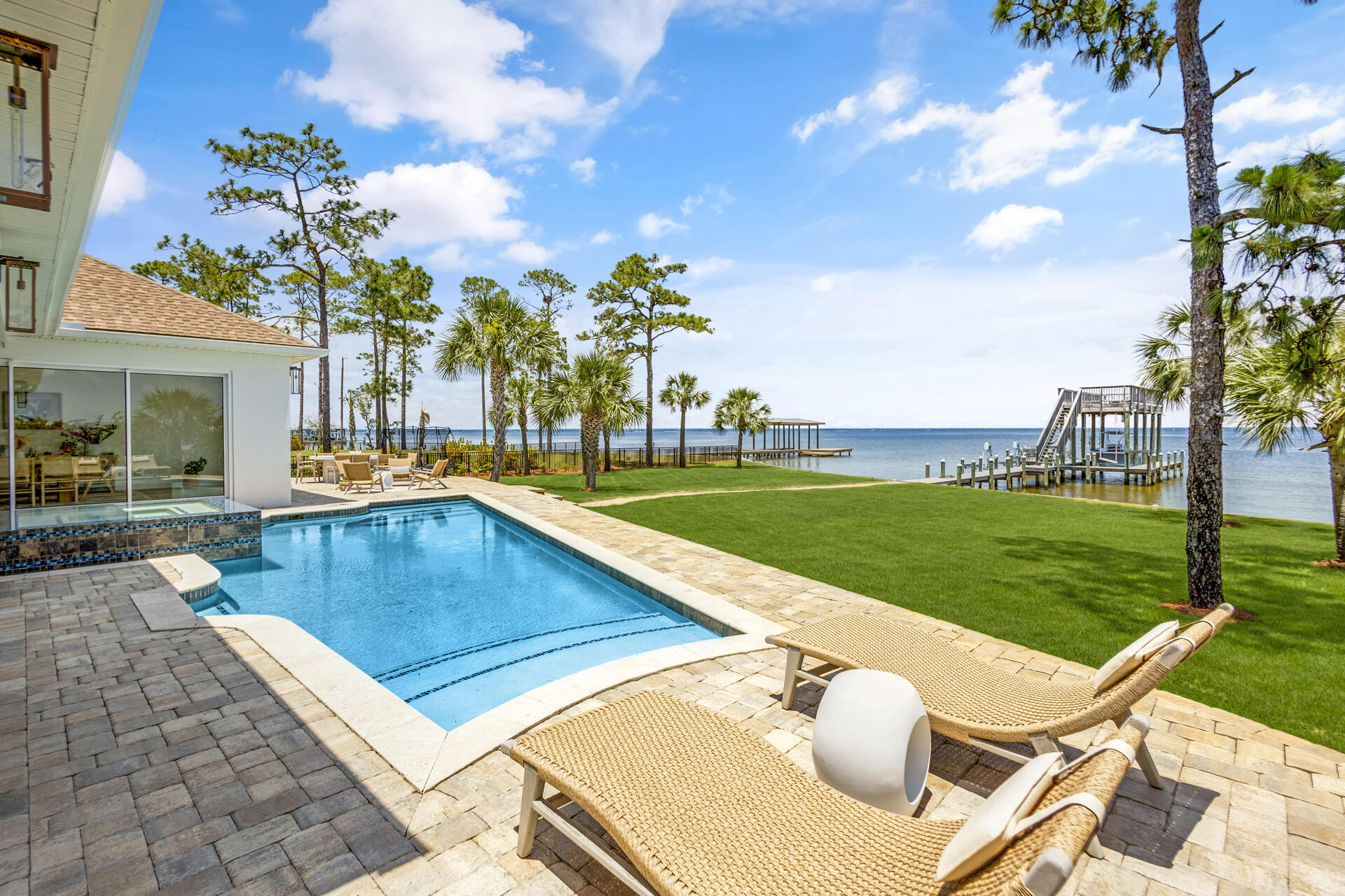 DRIFTWOOD ESTATES - Residential