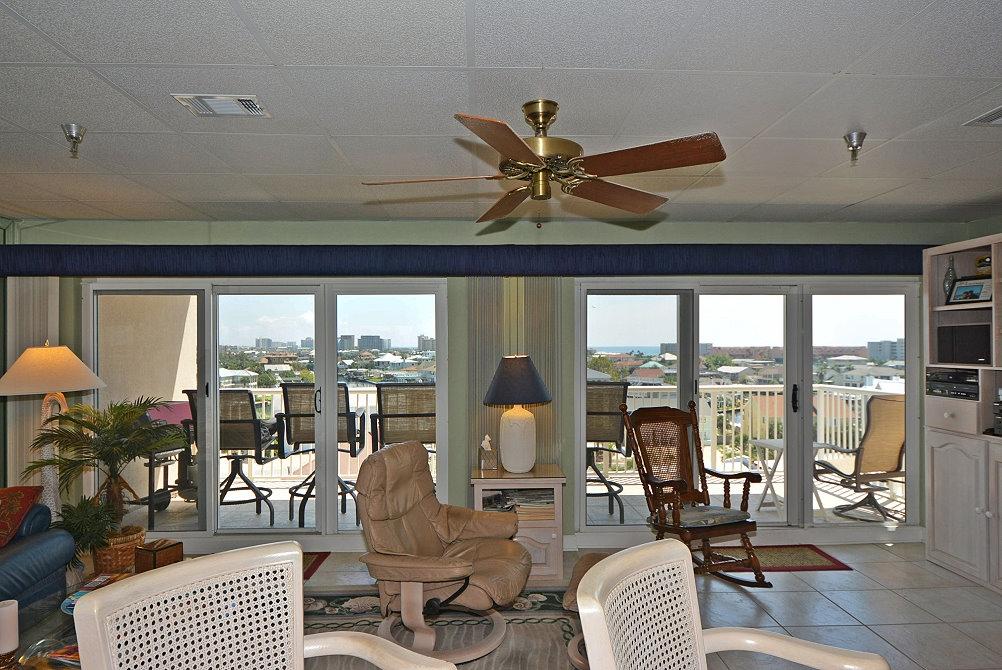 SUN KING TOWERS PH 1 - Residential