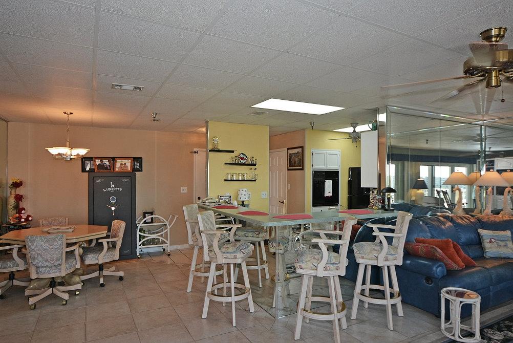 SUN KING TOWERS PH 1 - Residential