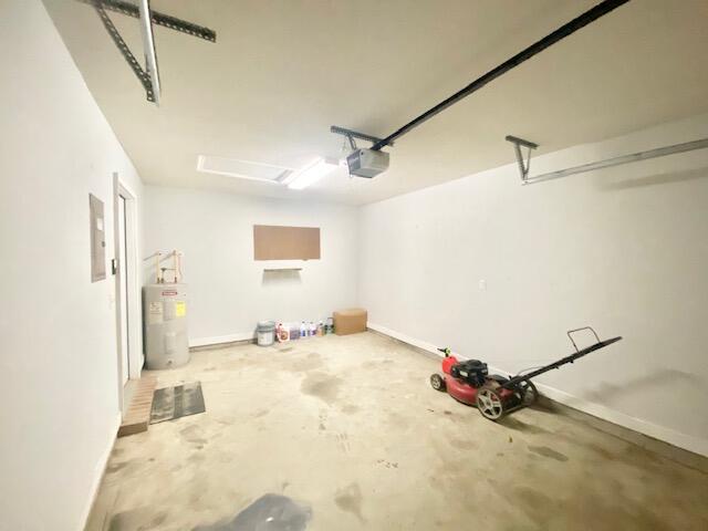 TRIPLE LAKES ESTATES - Residential Lease