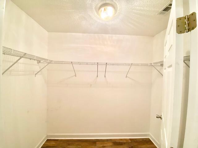 TRIPLE LAKES ESTATES - Residential Lease