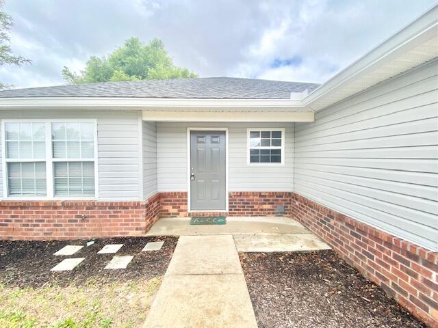 TRIPLE LAKES ESTATES - Residential Lease