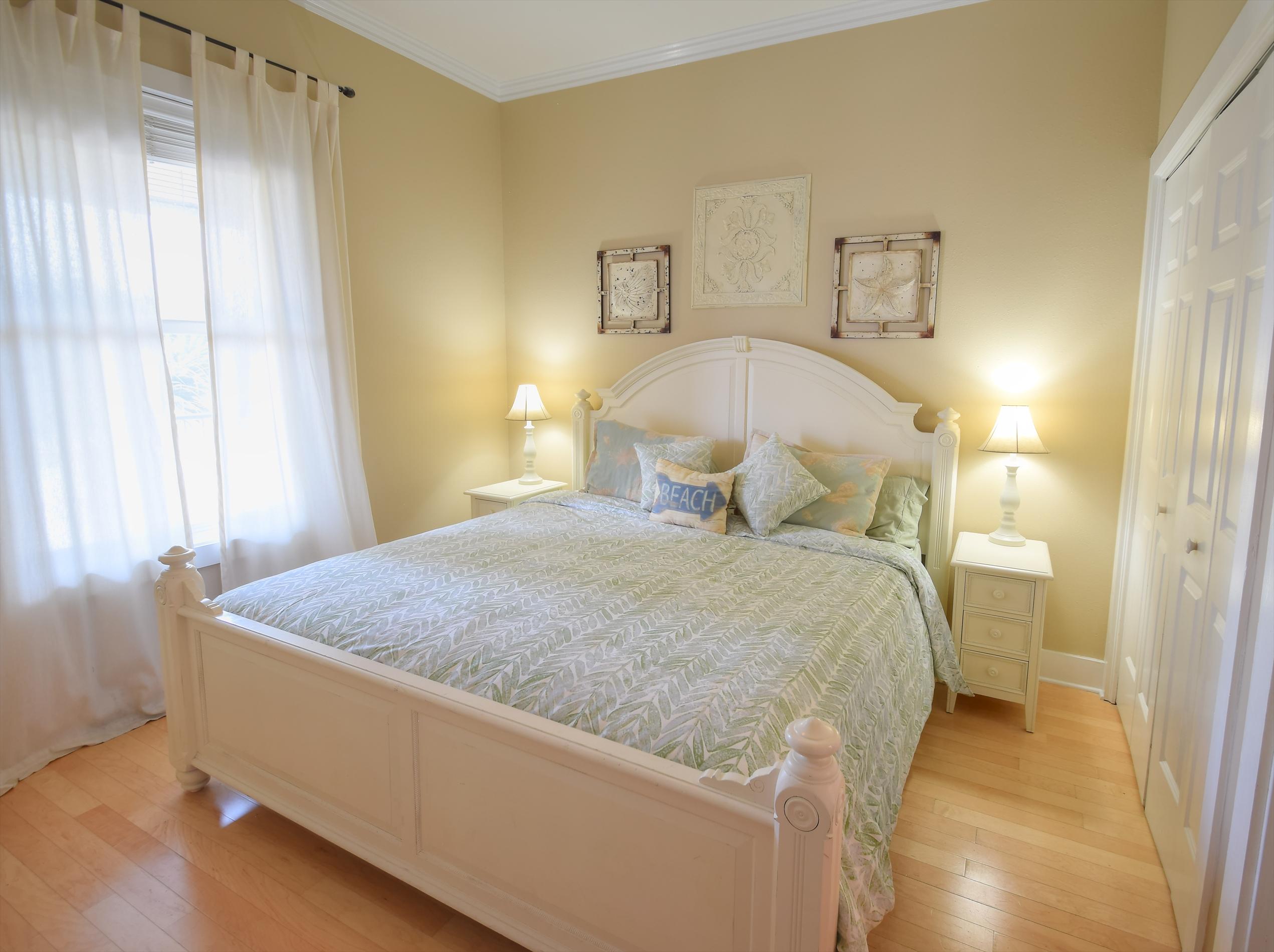 GULF PLACE TOWN CENTER CONDO - Residential