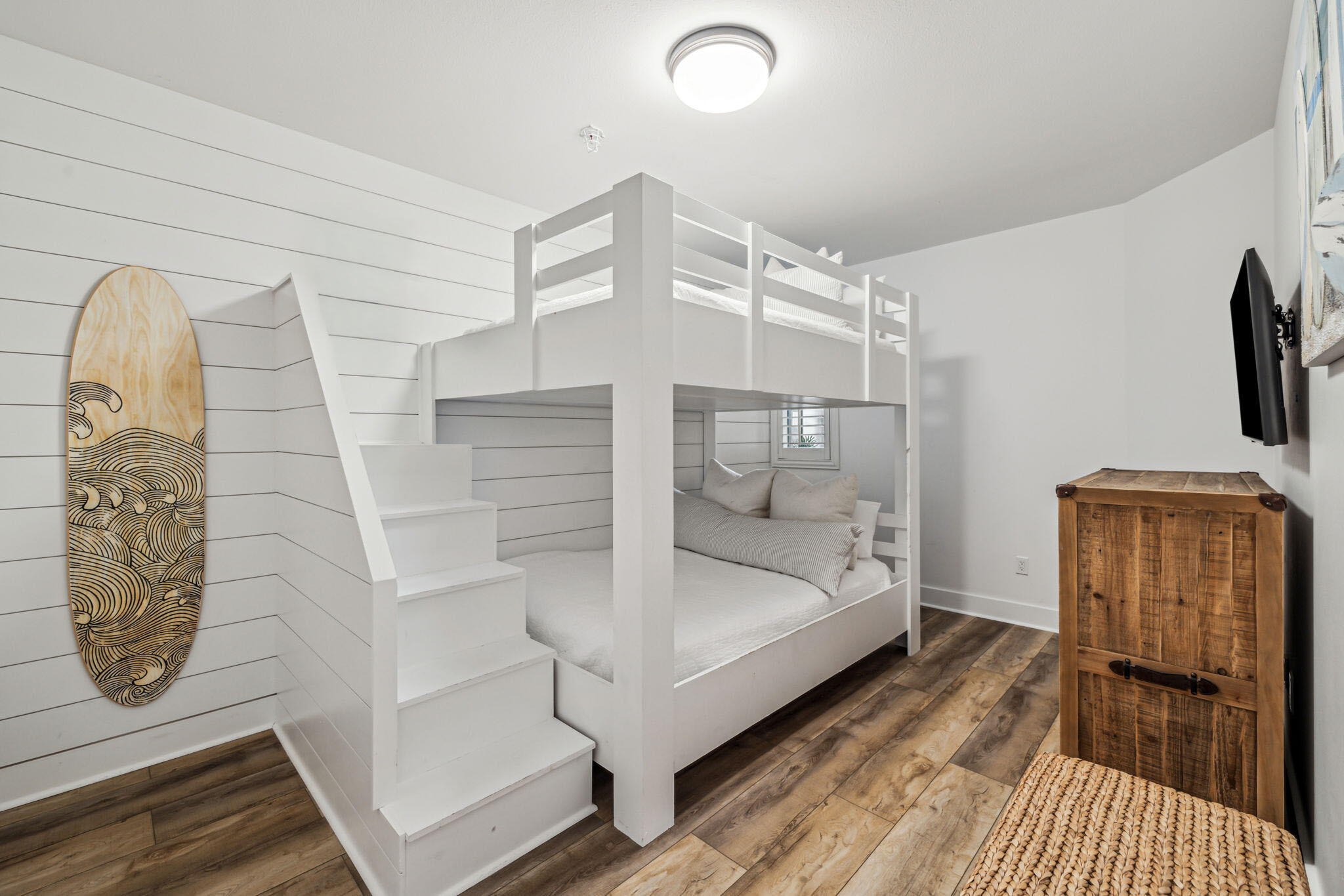 SEAVIEW VILLAS - Residential