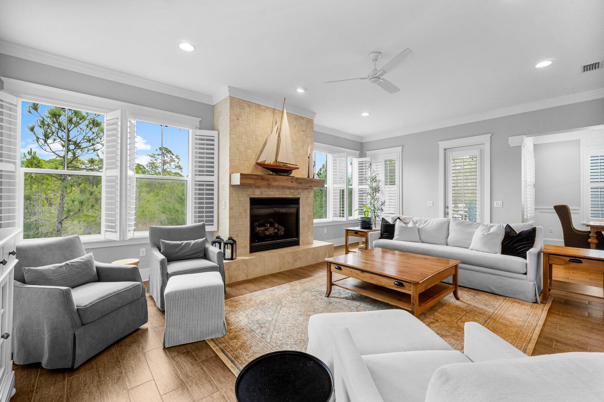 HIGHLAND PARKS - Residential