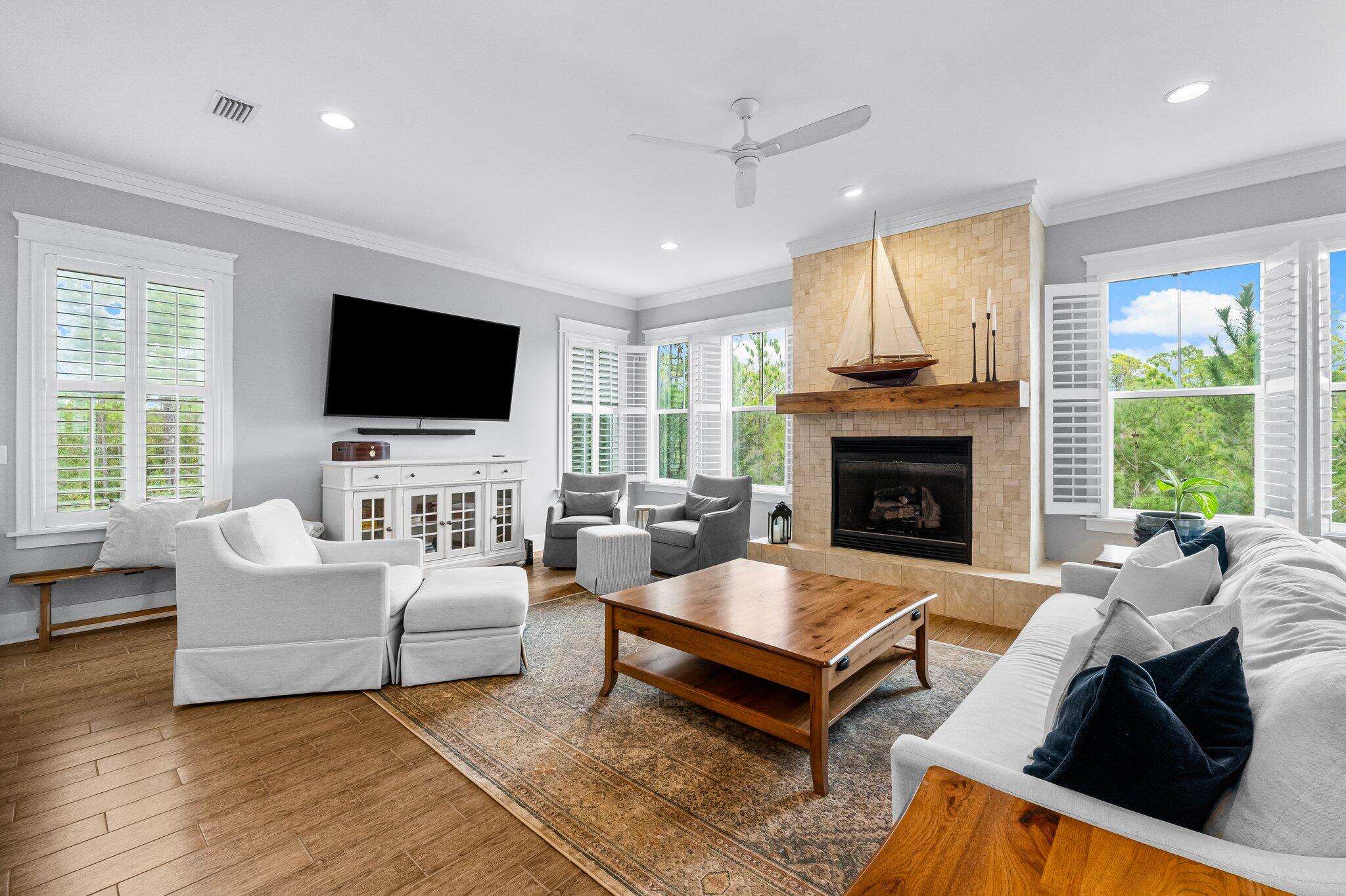 HIGHLAND PARKS - Residential