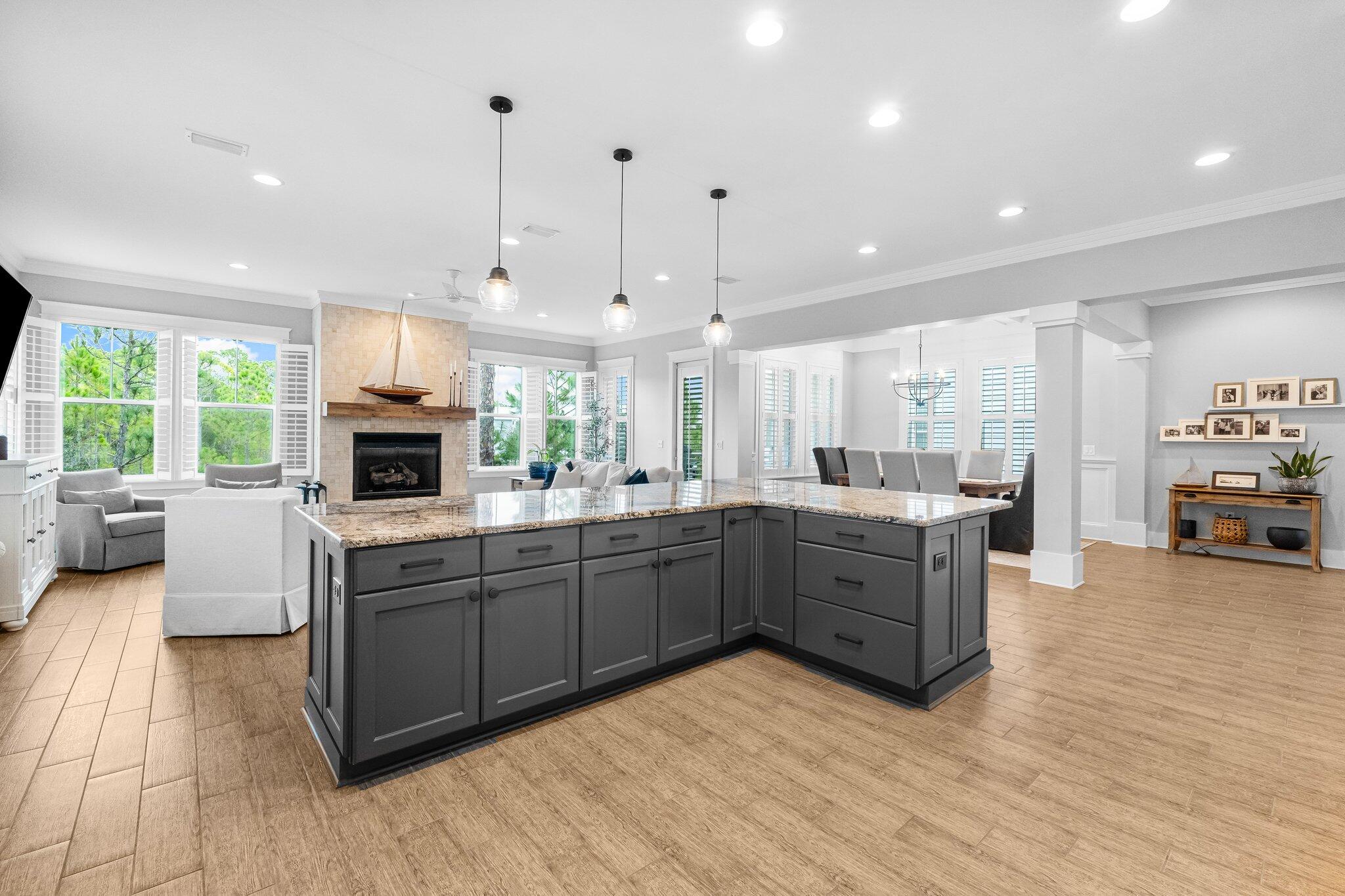 HIGHLAND PARKS - Residential