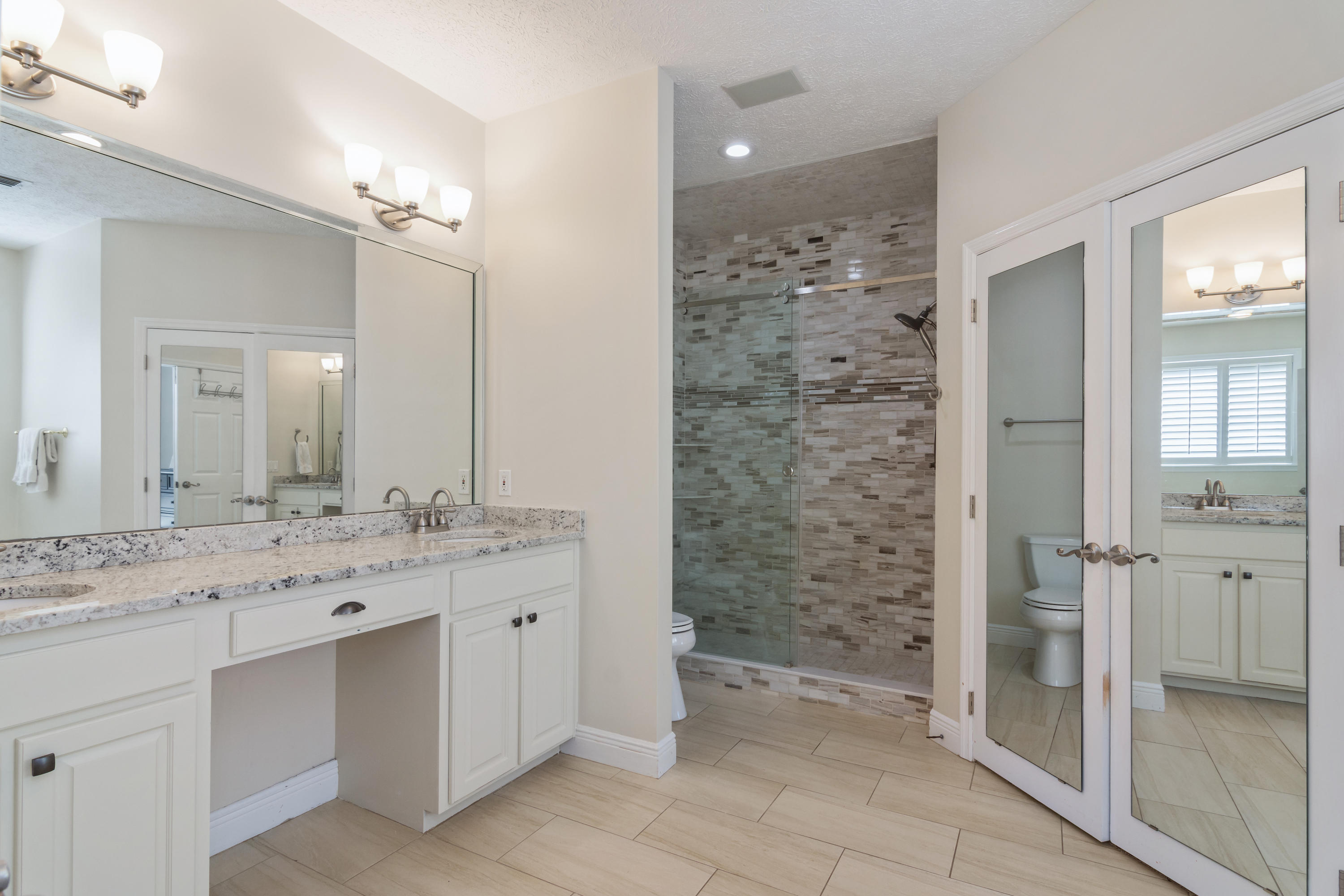 EMERALD LAKES PH 2 - Residential