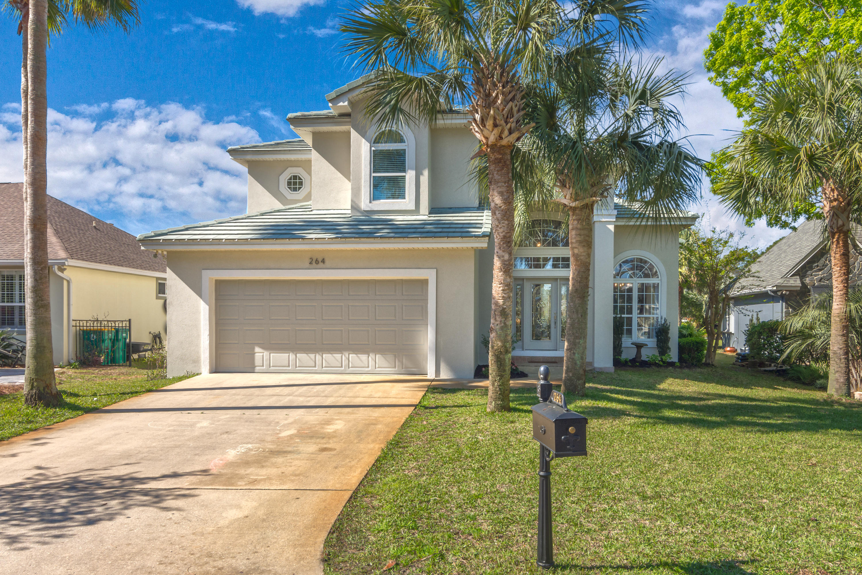 EMERALD LAKES PH 2 - Residential