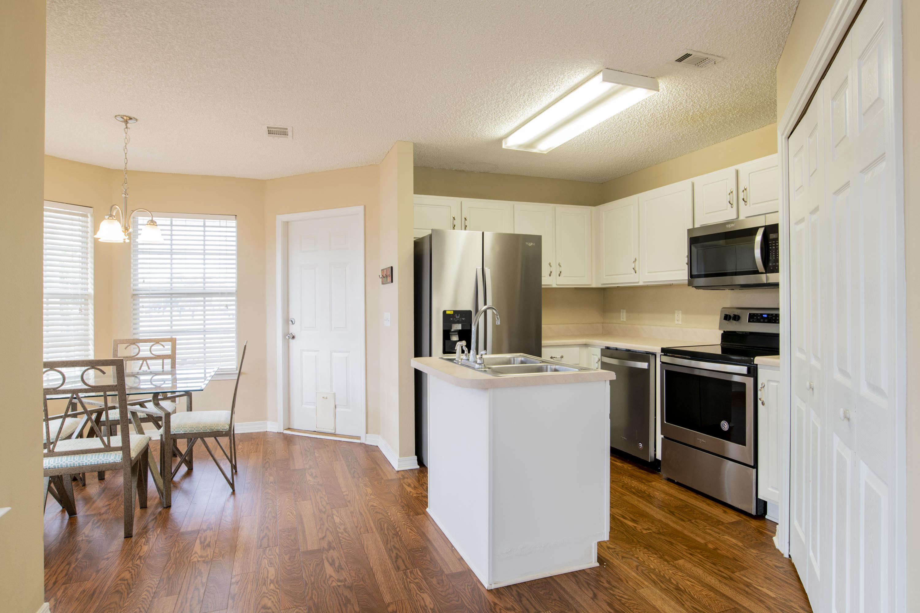 LIGHTHOUSE POINTE UNIT 1 & 2 - Residential