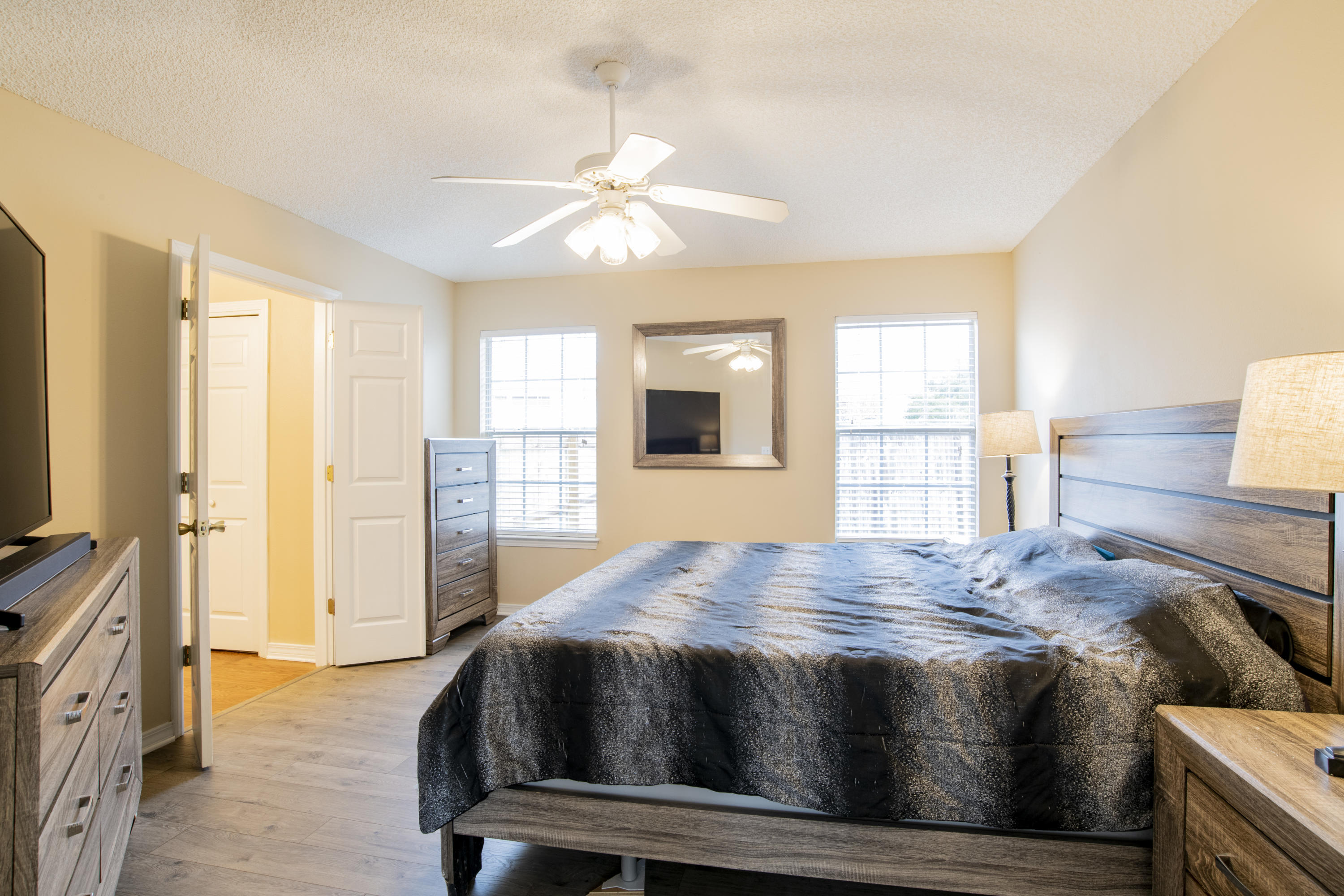 LIGHTHOUSE POINTE UNIT 1 & 2 - Residential