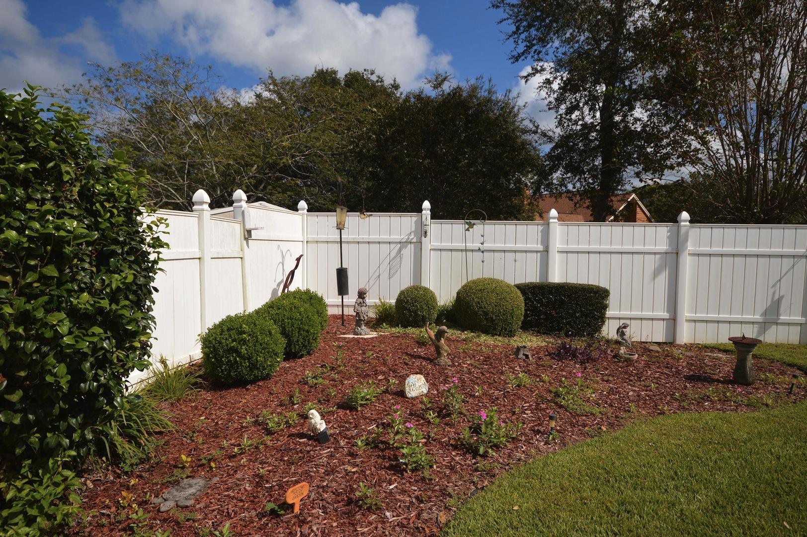 PRITCHARD POINT - Residential