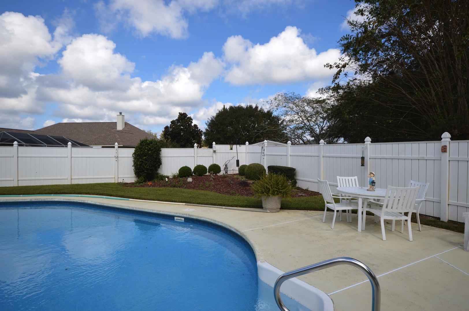 PRITCHARD POINT - Residential