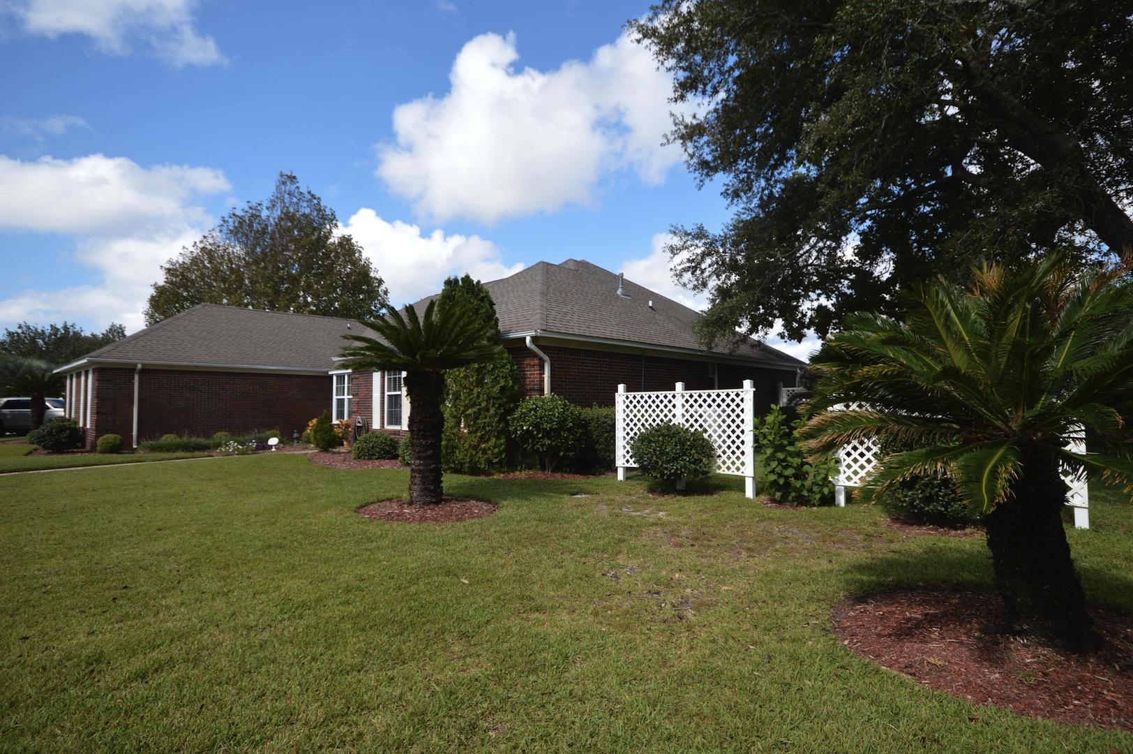 PRITCHARD POINT - Residential