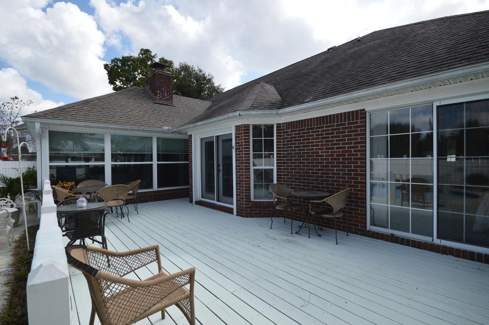 PRITCHARD POINT - Residential