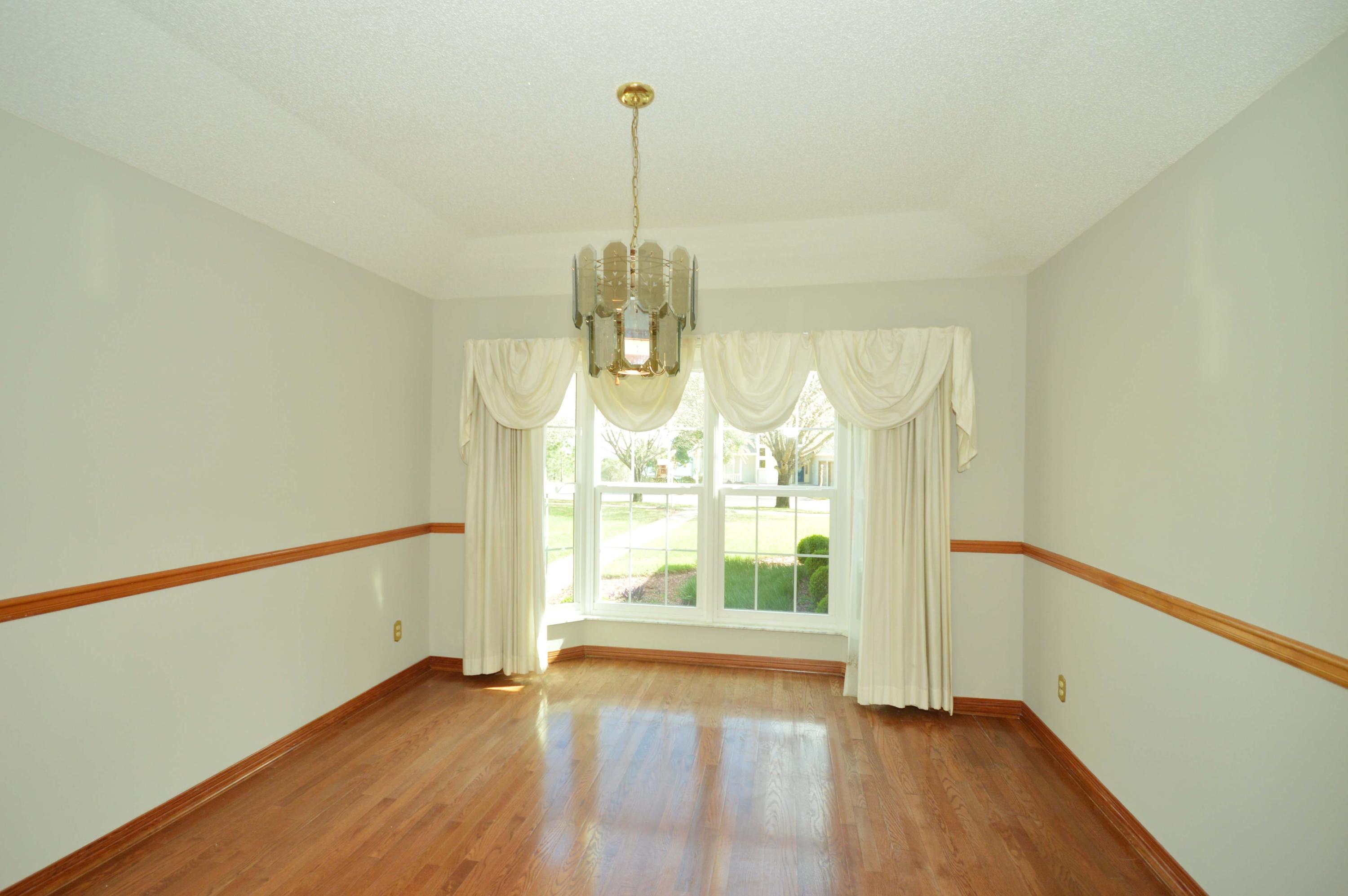 PRITCHARD POINT - Residential