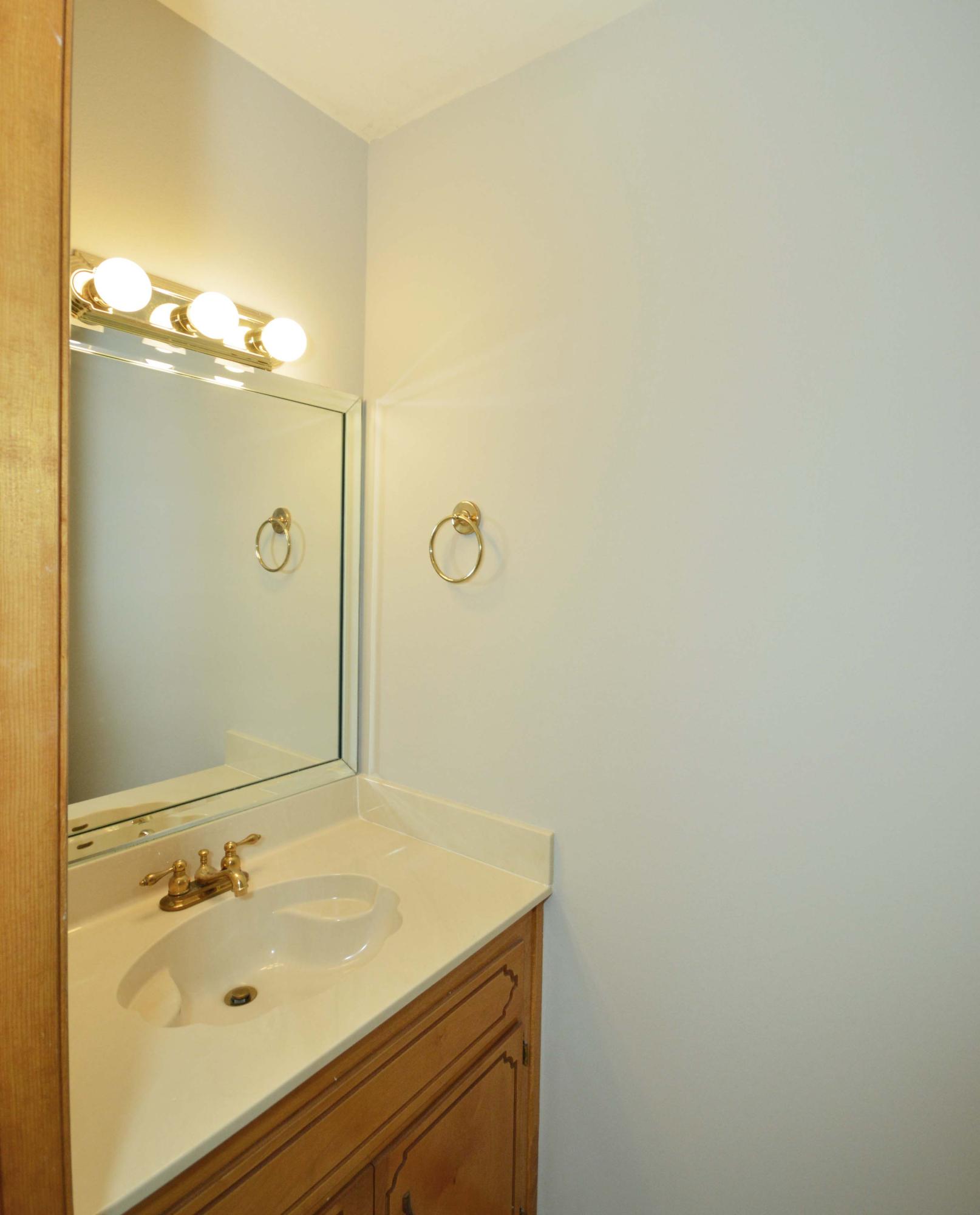 PRITCHARD POINT - Residential