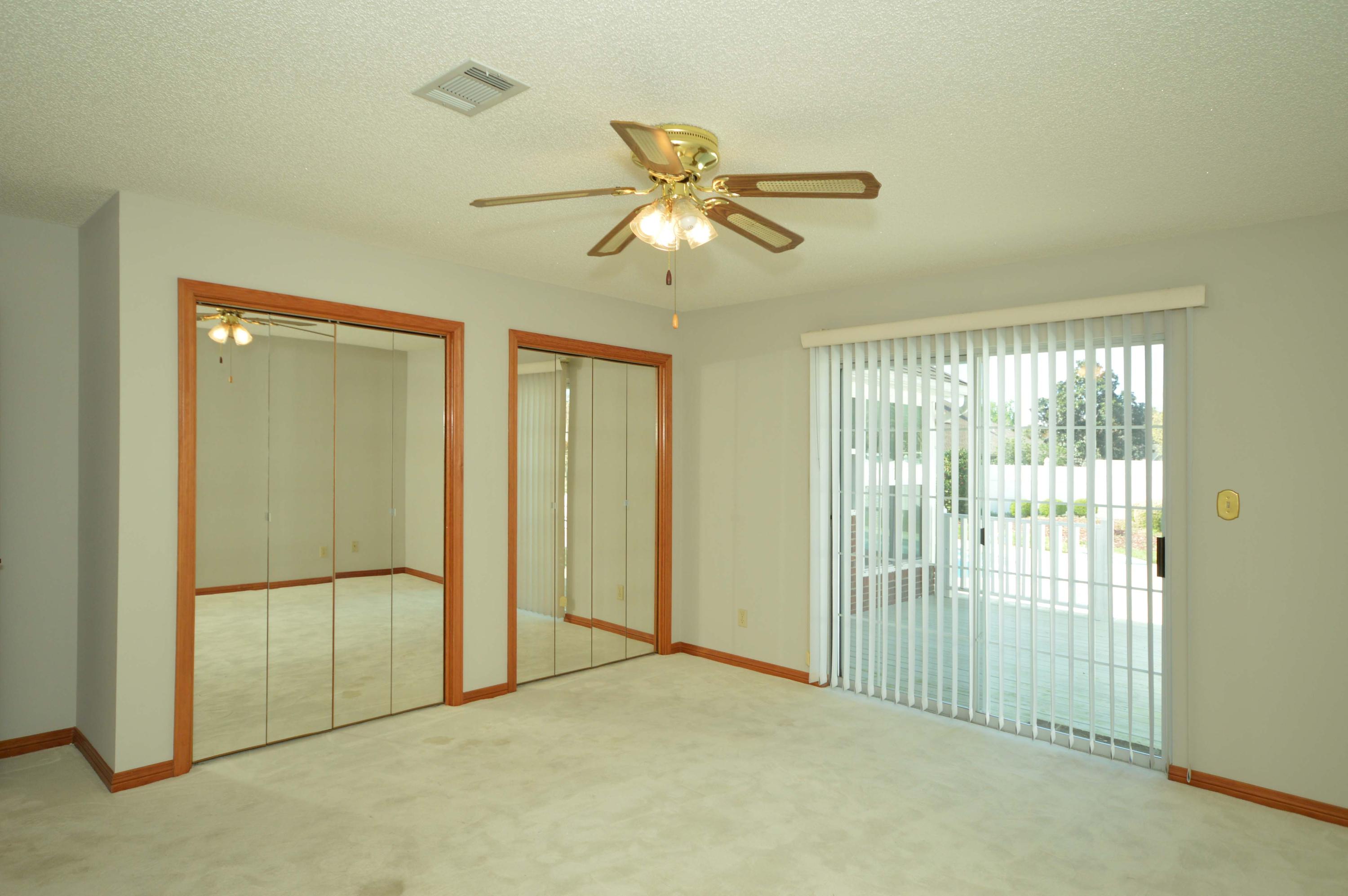 PRITCHARD POINT - Residential