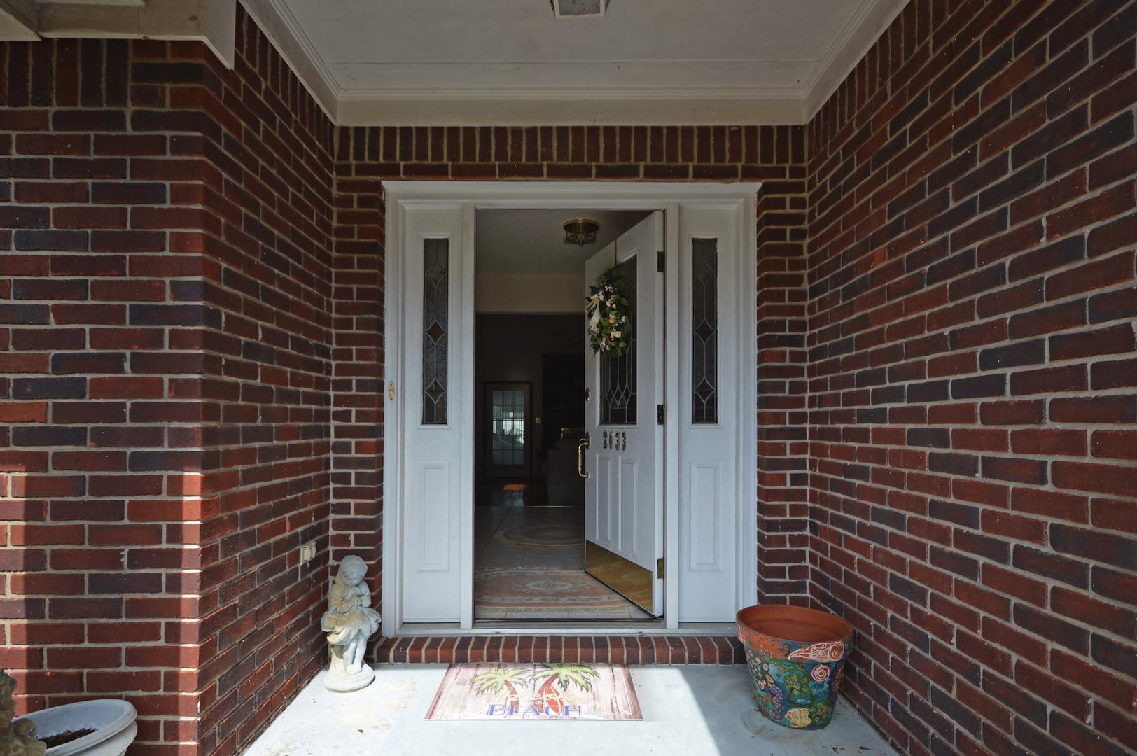 PRITCHARD POINT - Residential