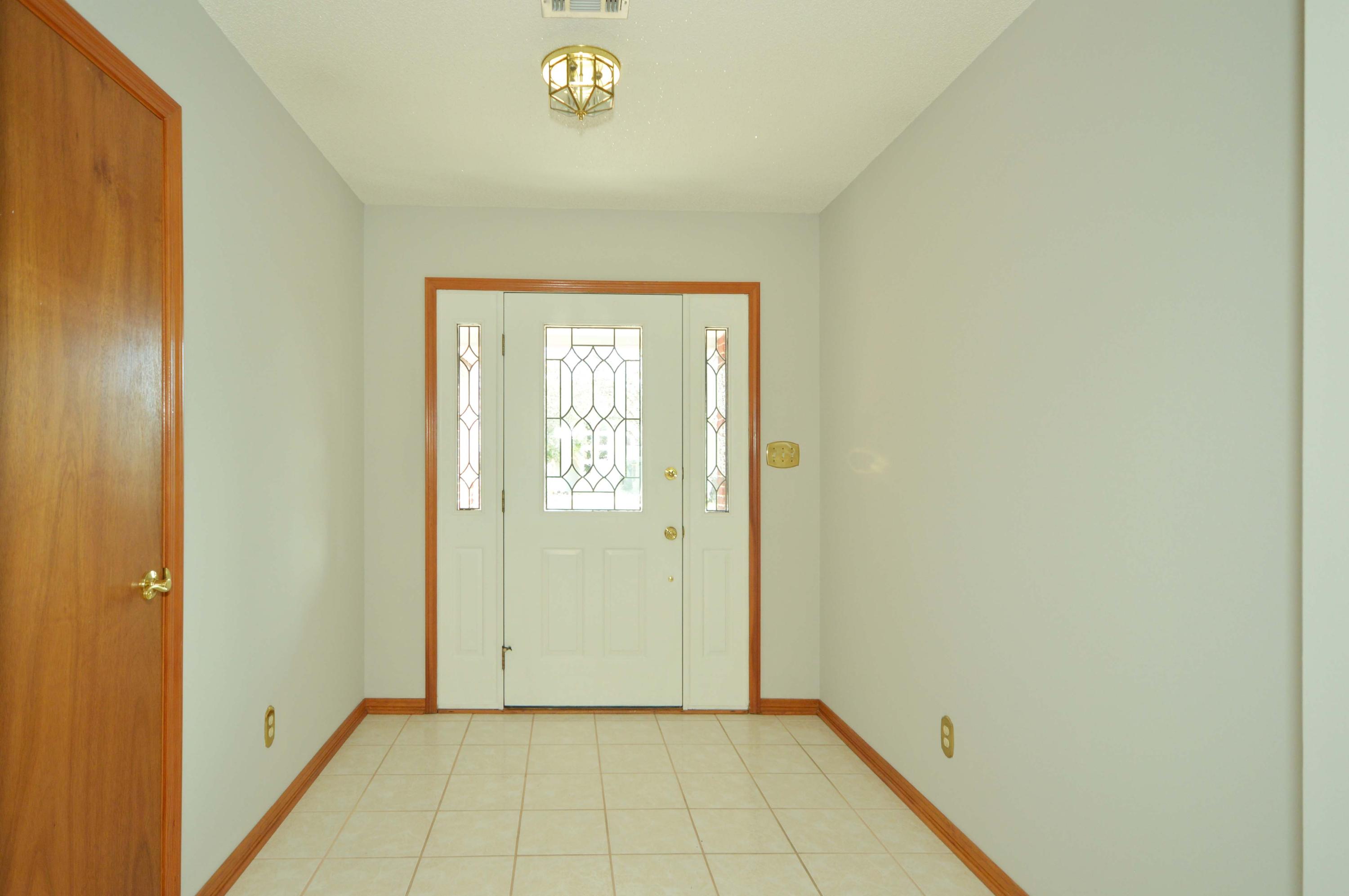 PRITCHARD POINT - Residential