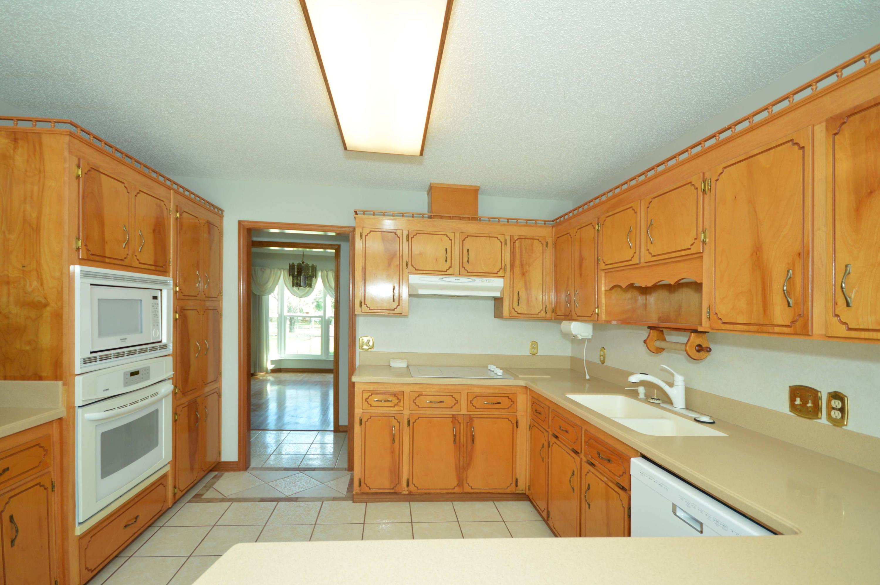 PRITCHARD POINT - Residential