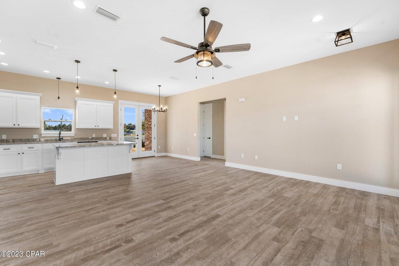 CROWN POINT - Residential