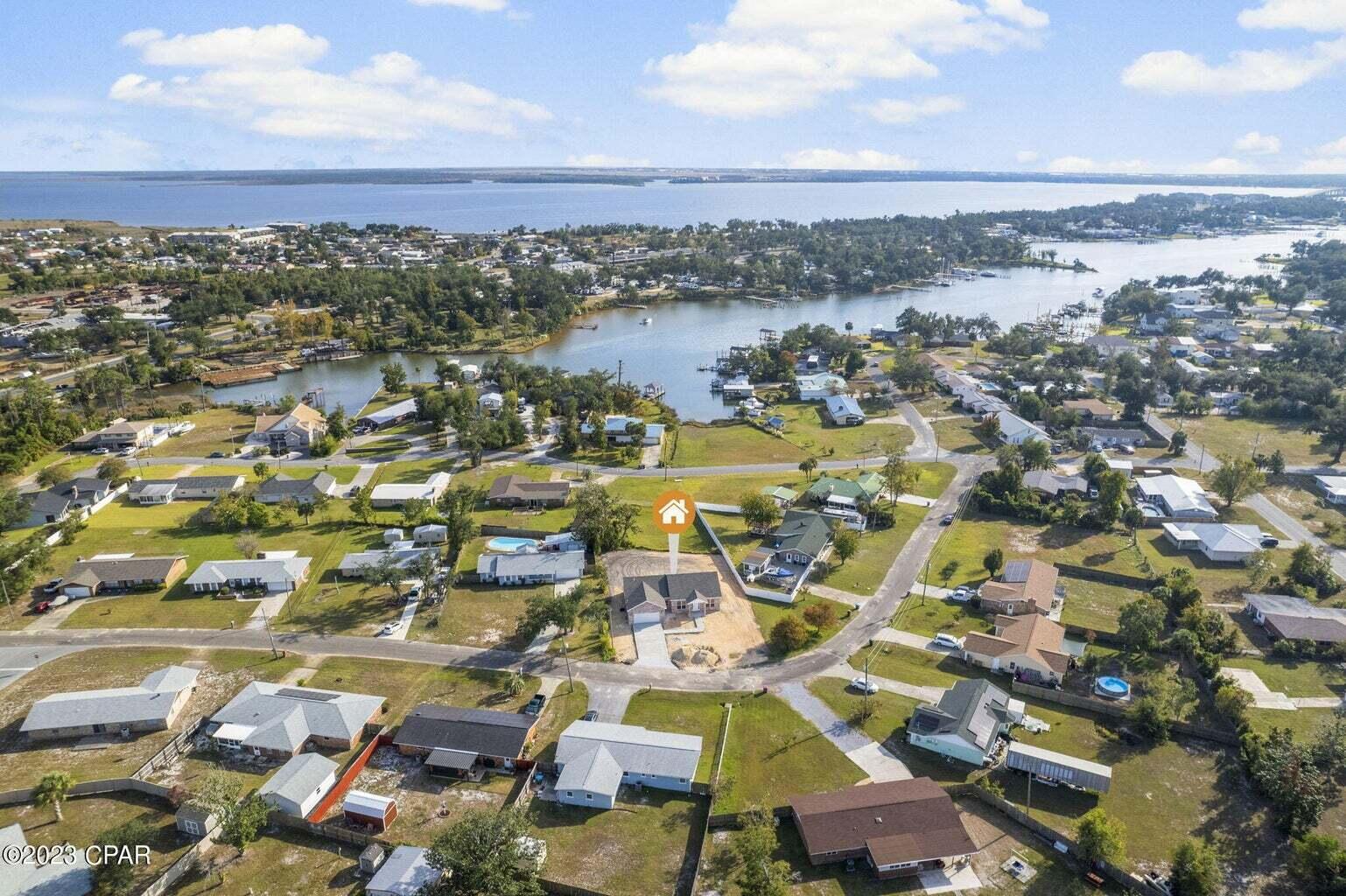 CROWN POINT - Residential