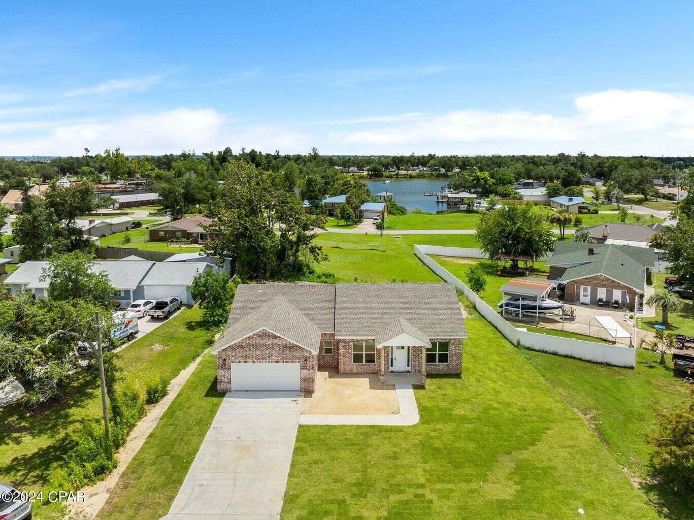 CROWN POINT - Residential