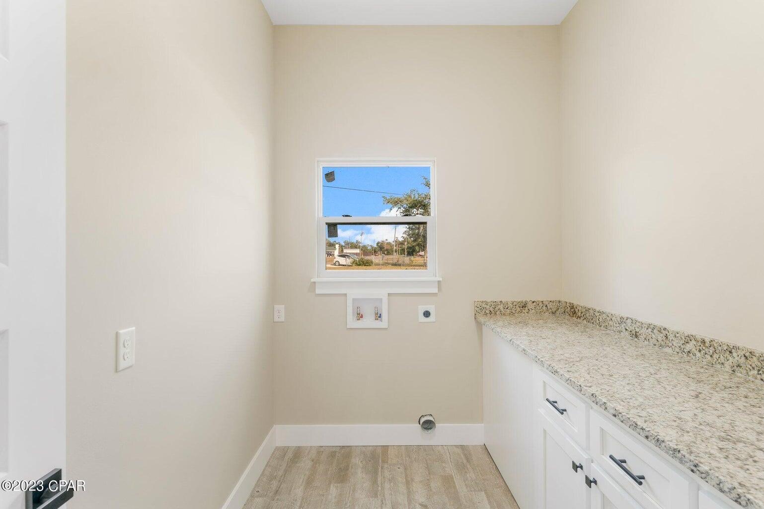 CROWN POINT - Residential