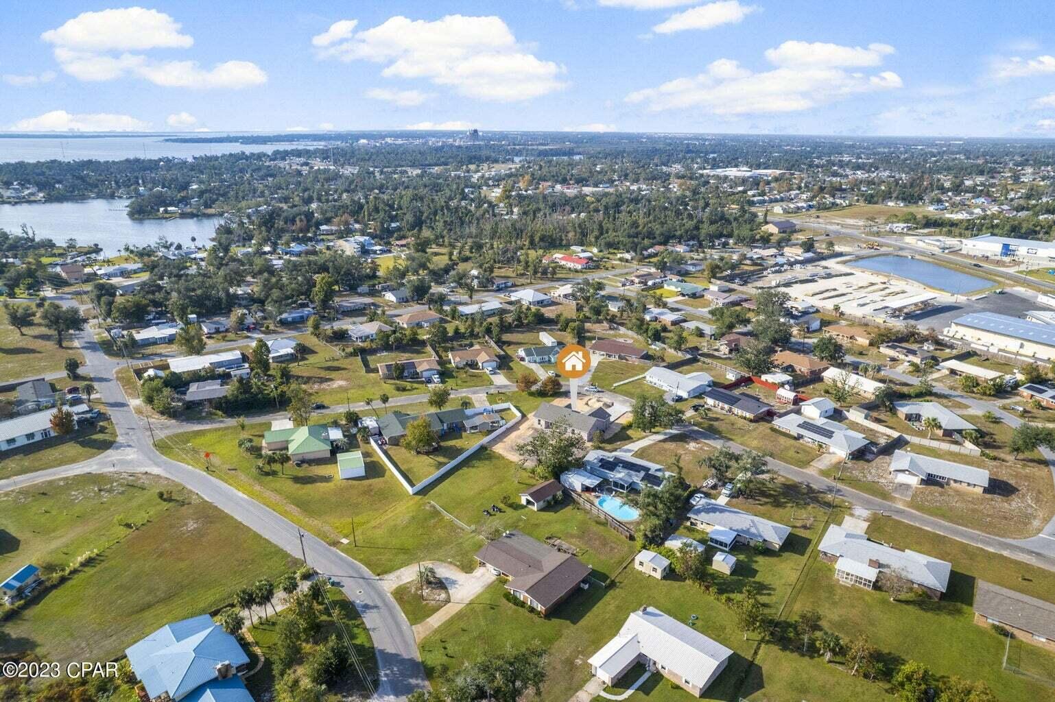 CROWN POINT - Residential