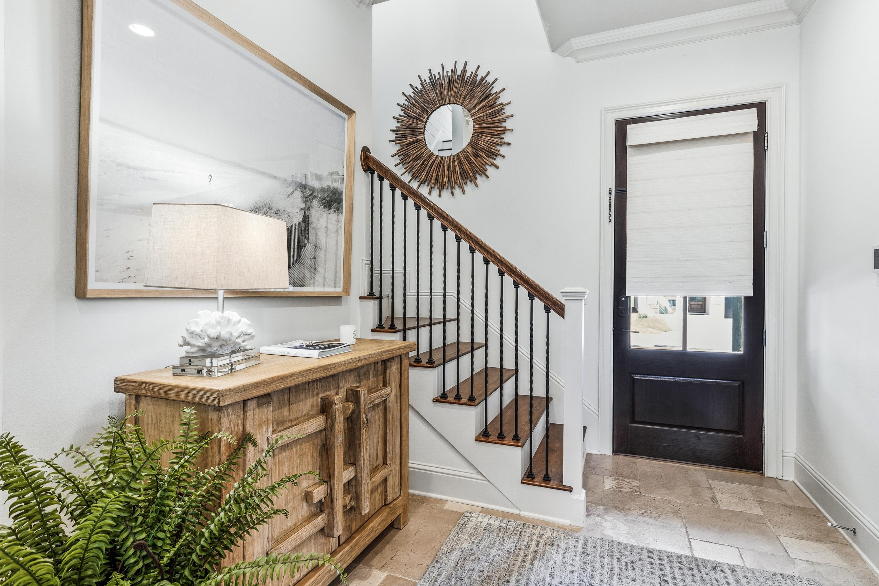 VILLA LAGO - Residential