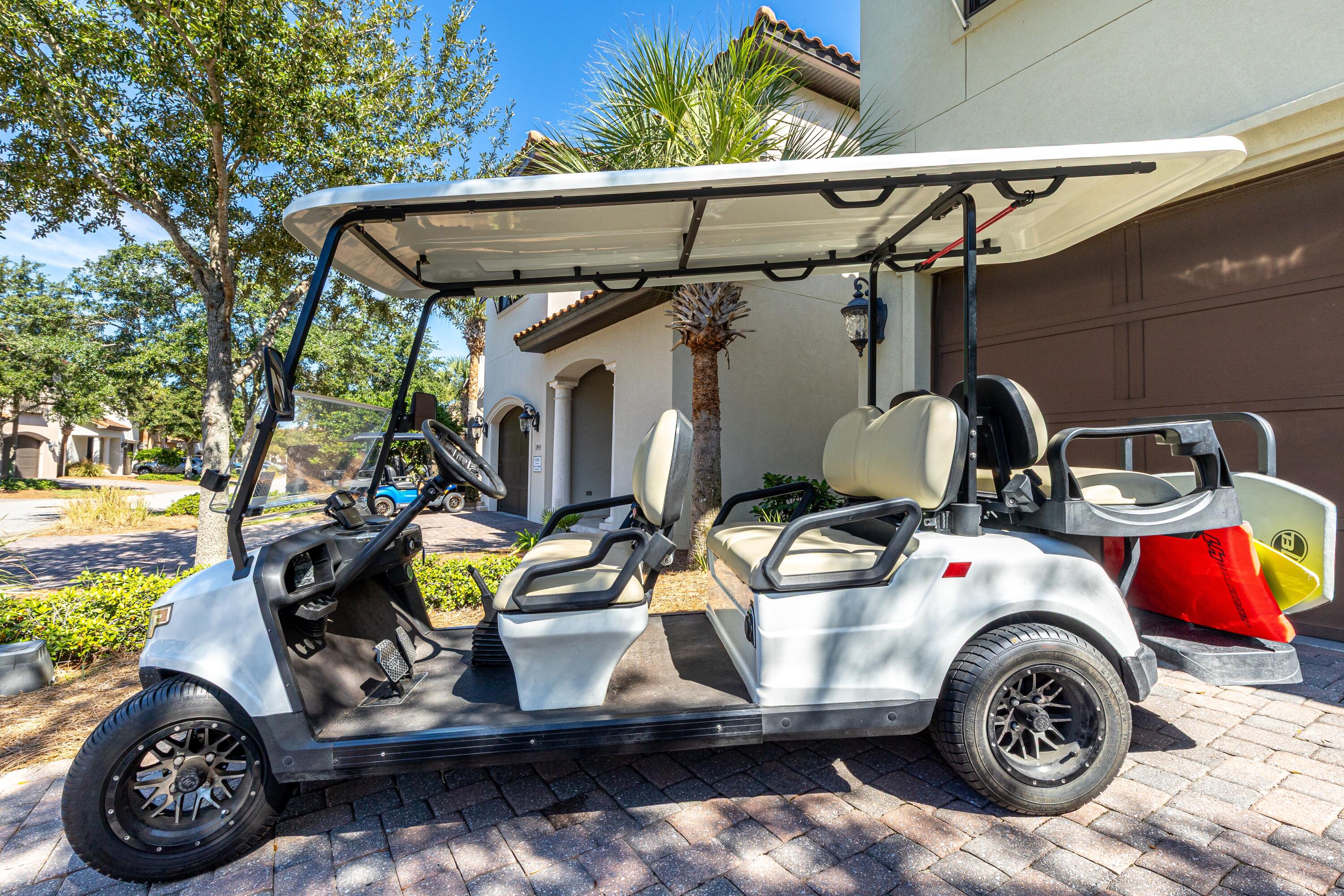 VILLA LAGO - Residential