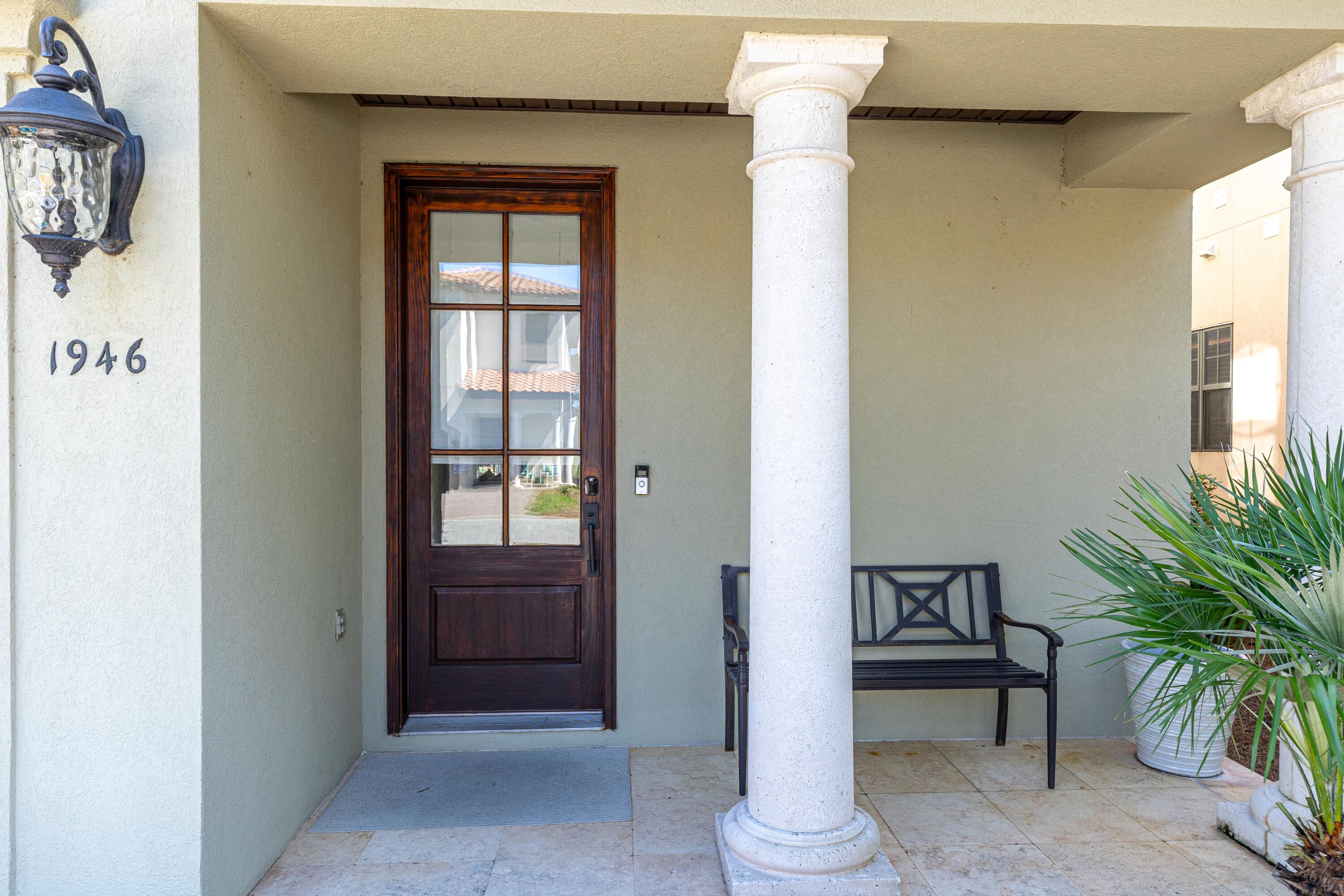 VILLA LAGO - Residential