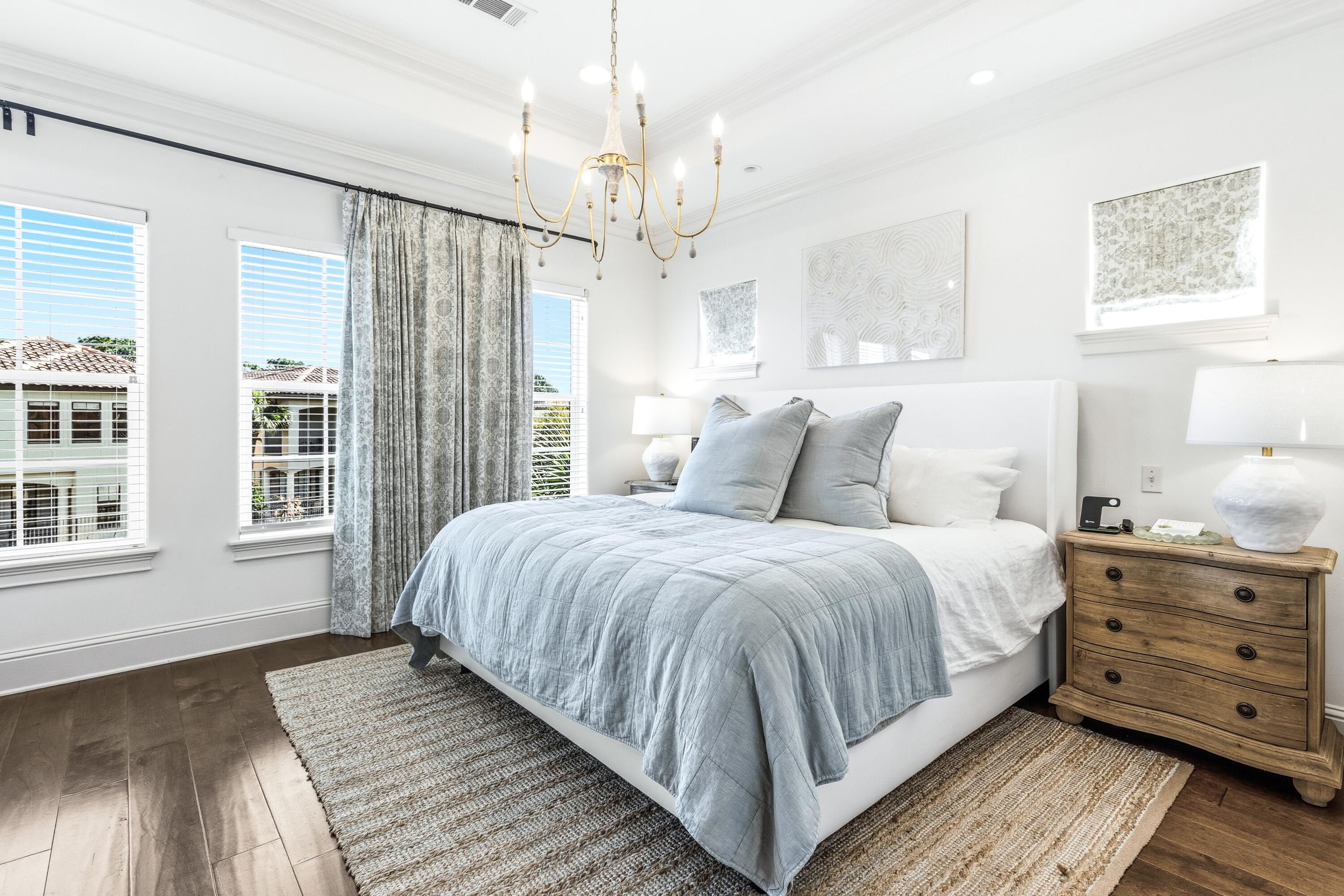 VILLA LAGO - Residential