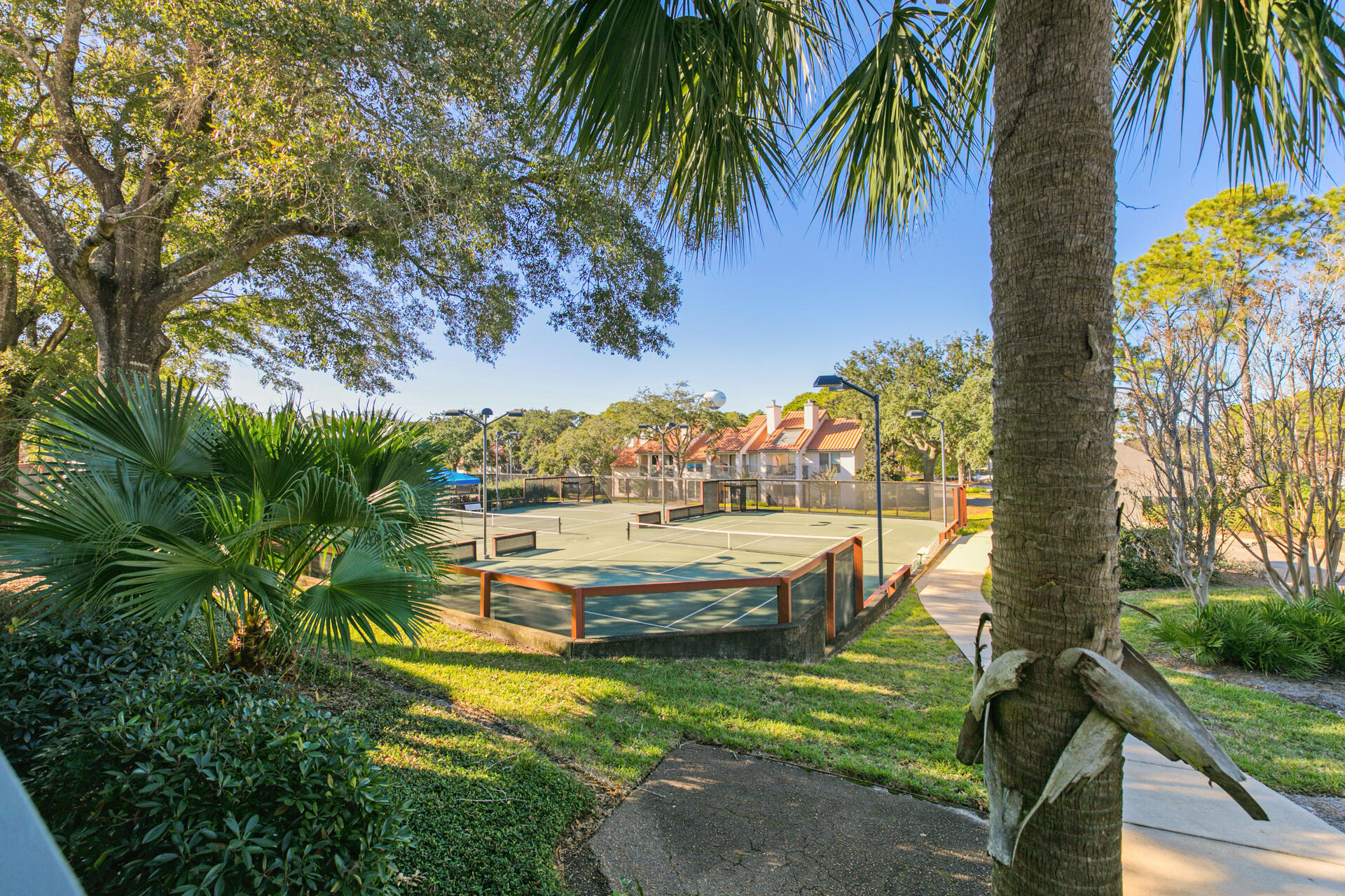 TOPS'L TENNIS VILLAGE - Residential